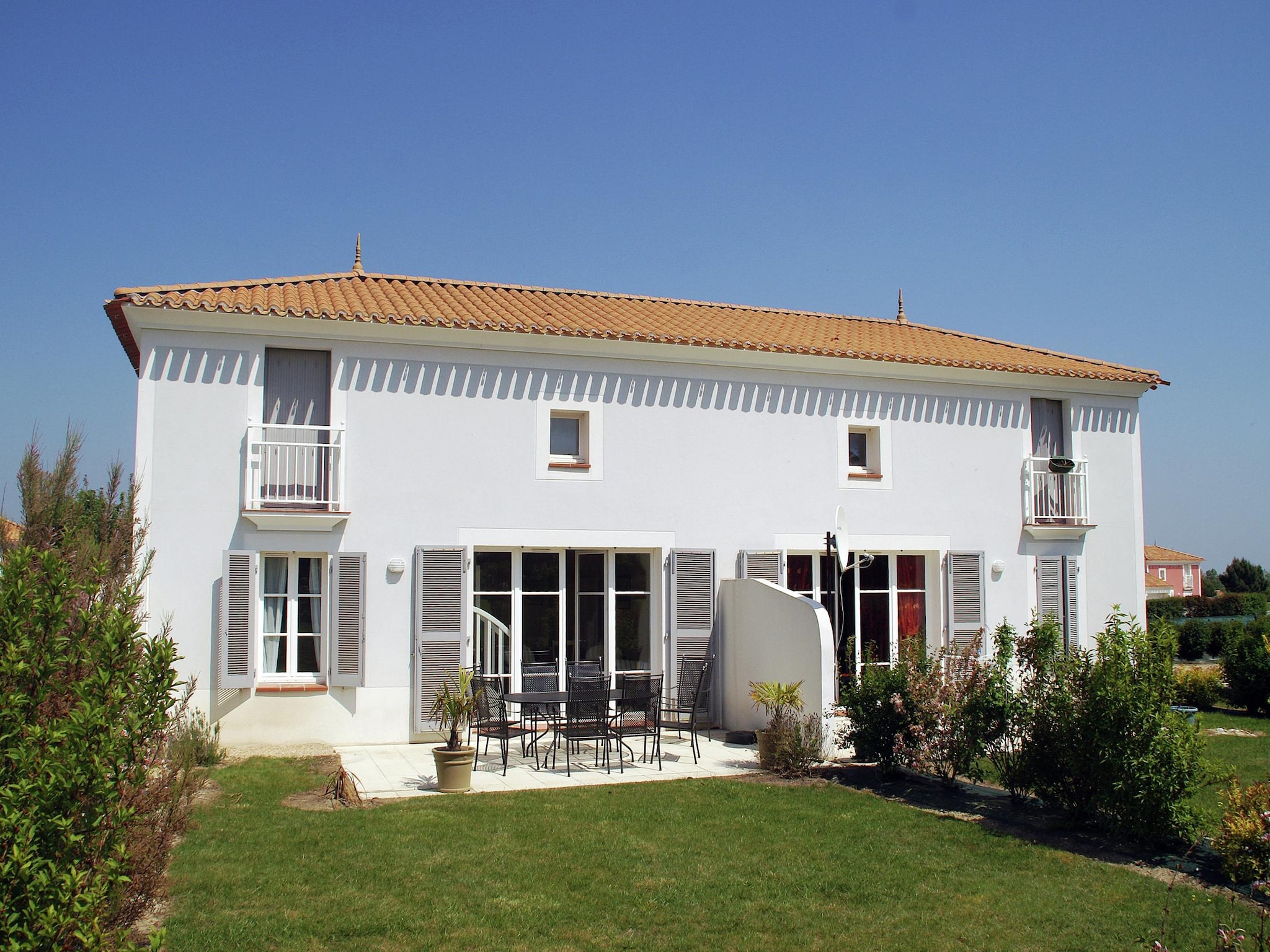   Le Domaine de Fontenelles 2