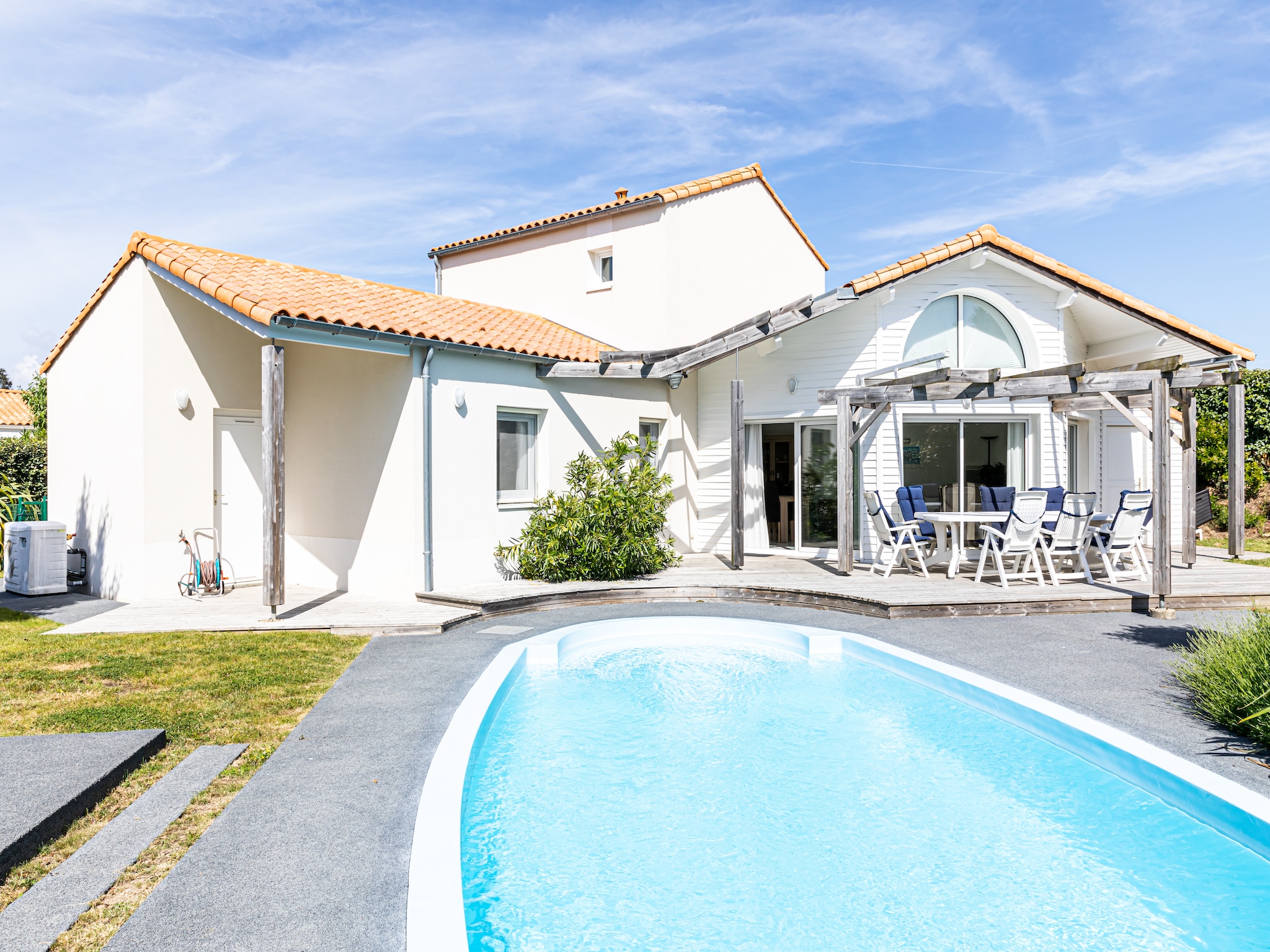 Ferienhaus Sequoia 8 with pool