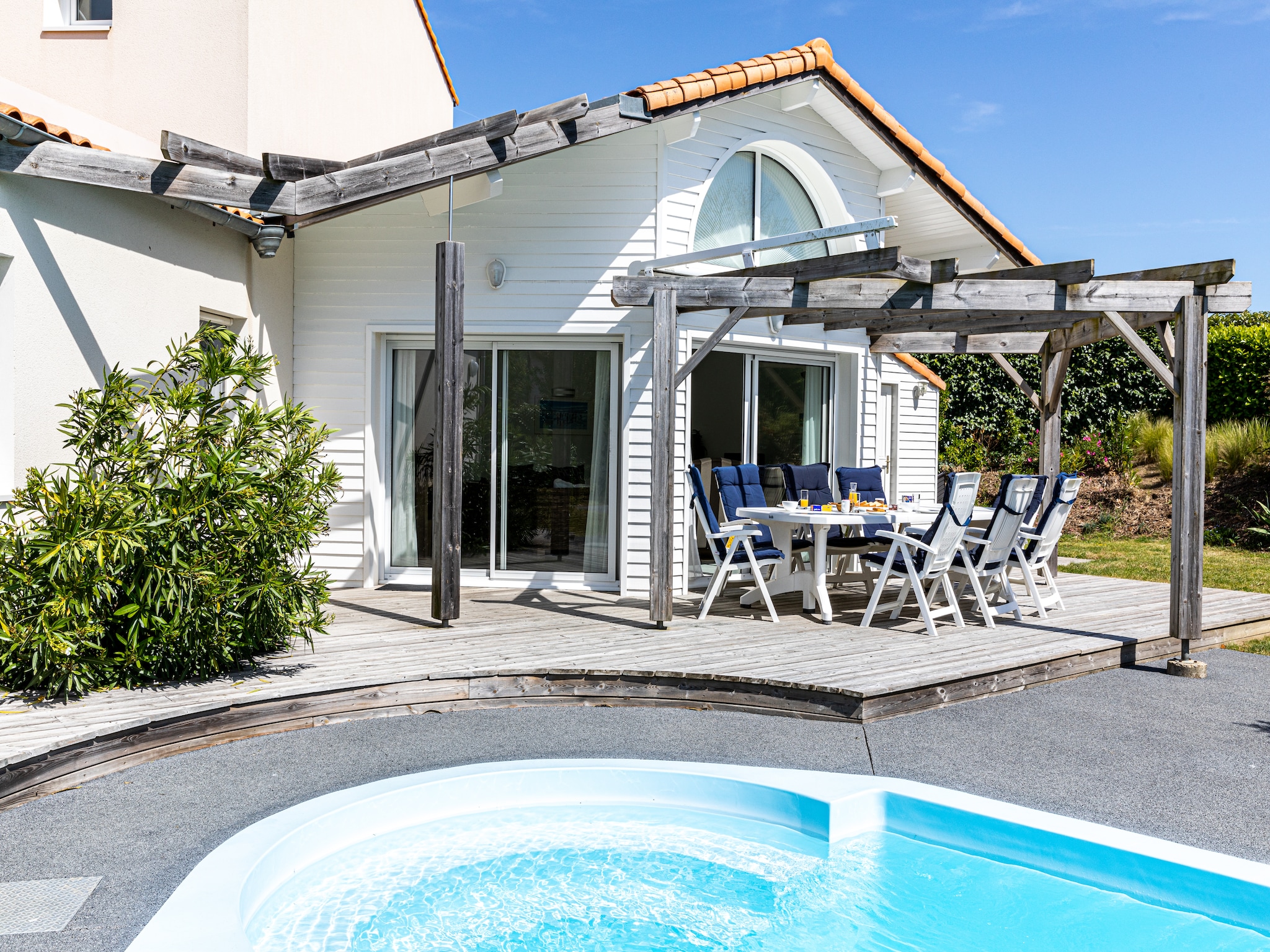 Ferienhaus Sequoia 8 with pool