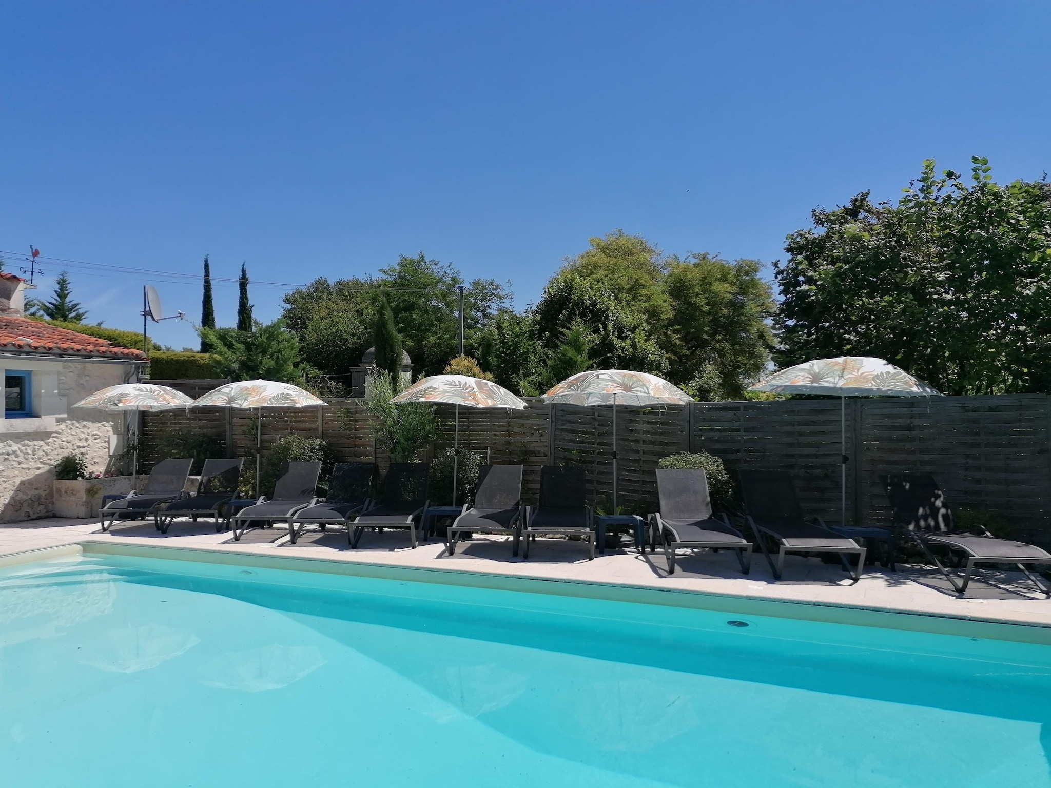   Maison de vacances - LUSIGNAC zonder gastverblijf