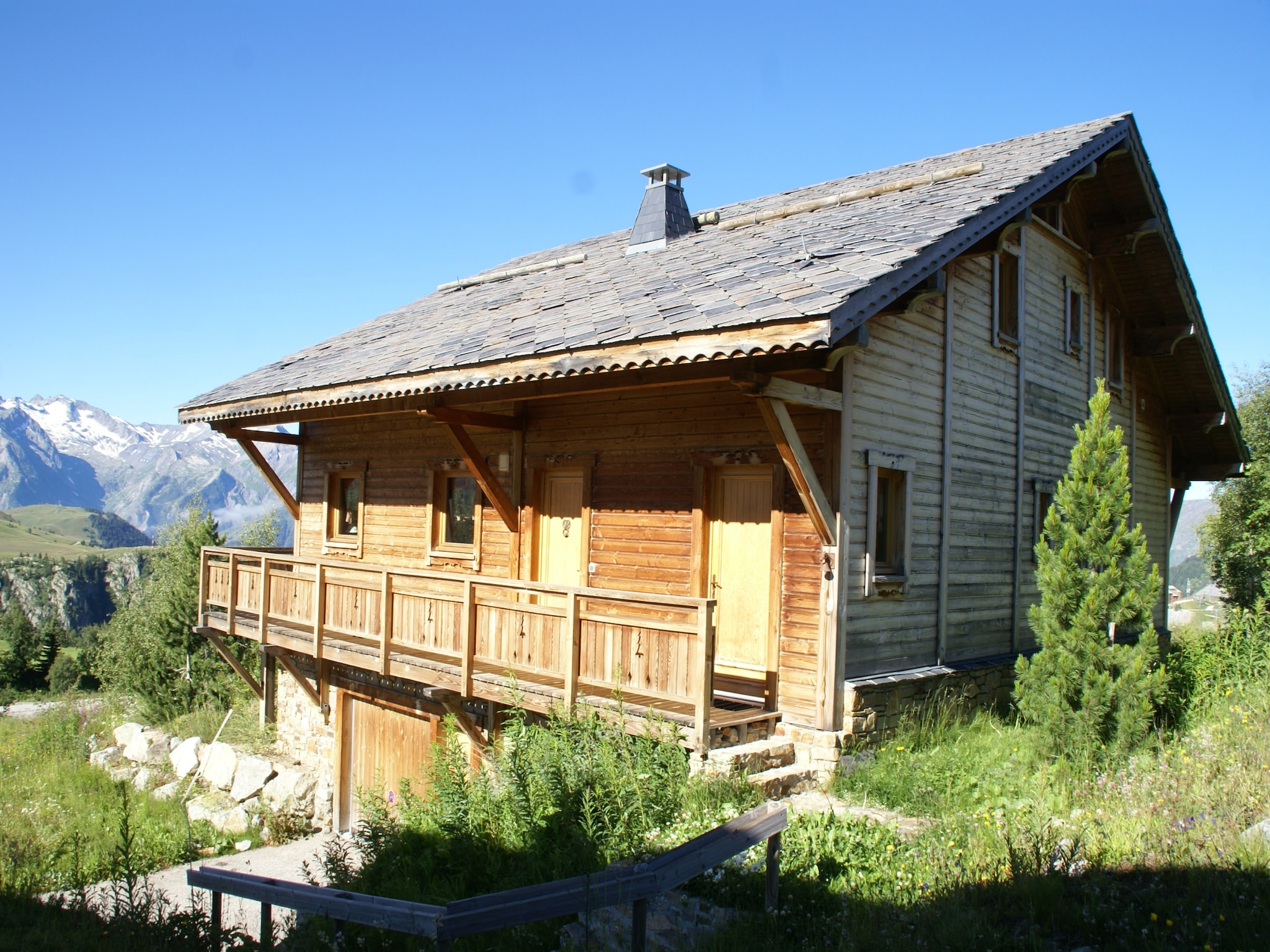 Ferienhaus Les Chalets de l'Altiport 4