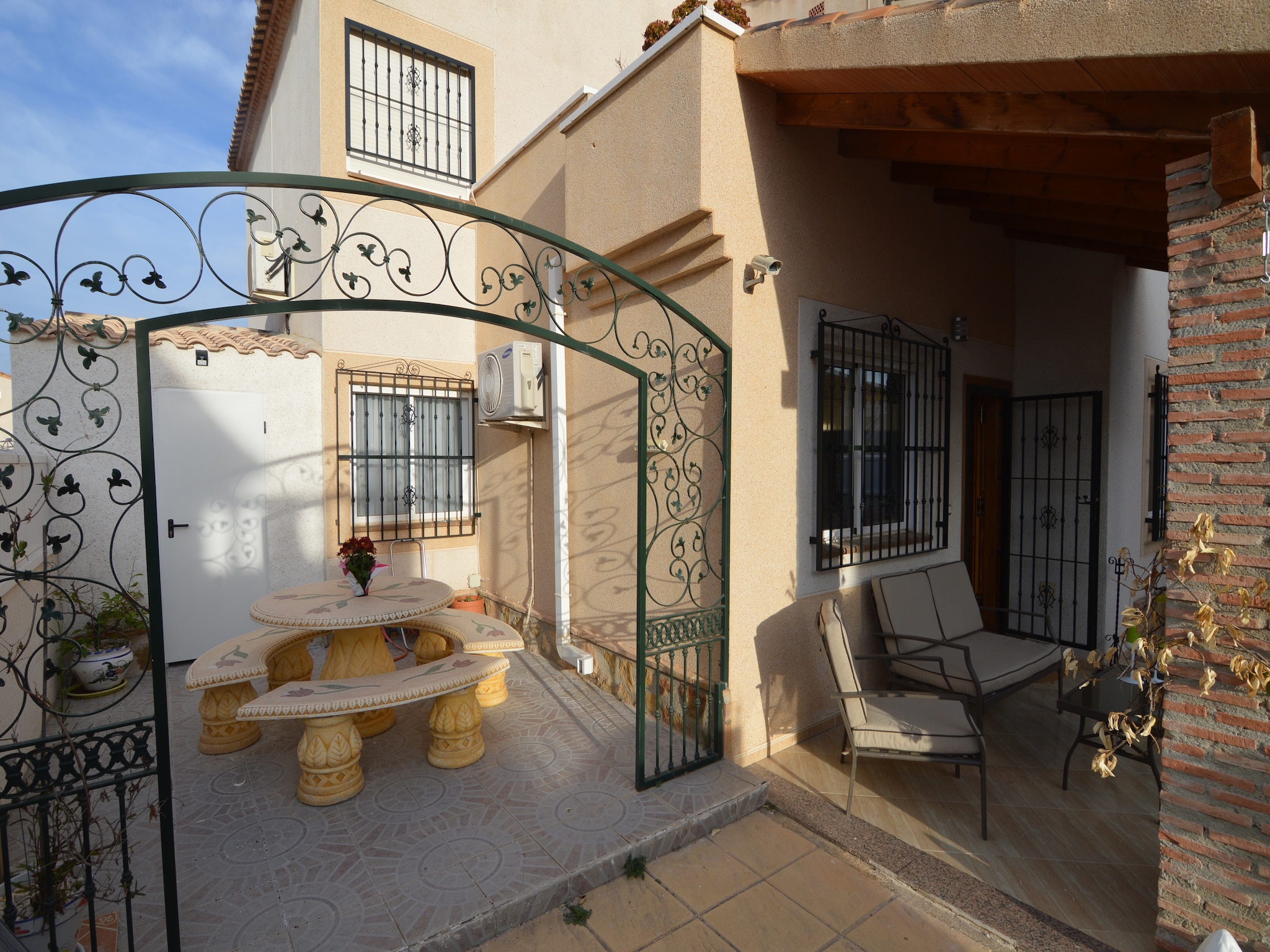   Casa Crispin