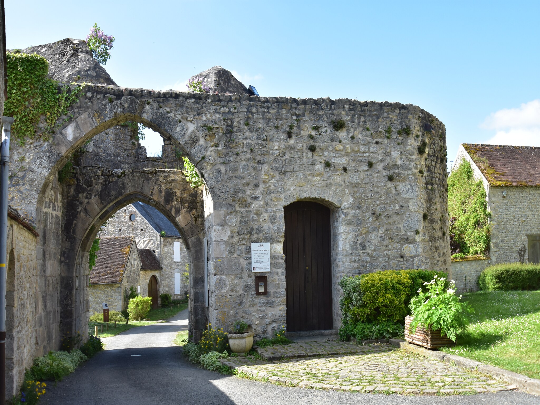   Les Remparts Fleuris