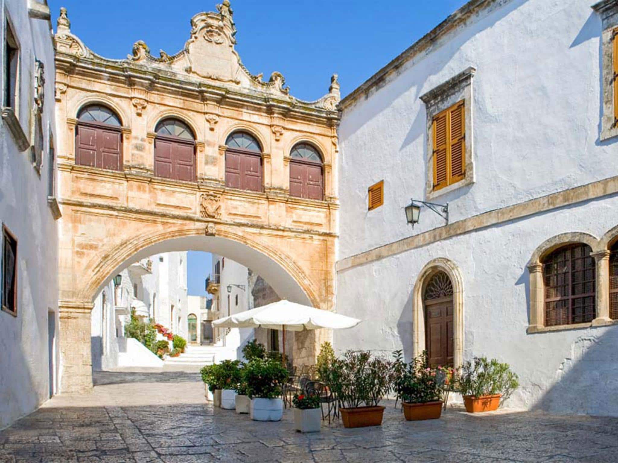   Palazzo Ostuni