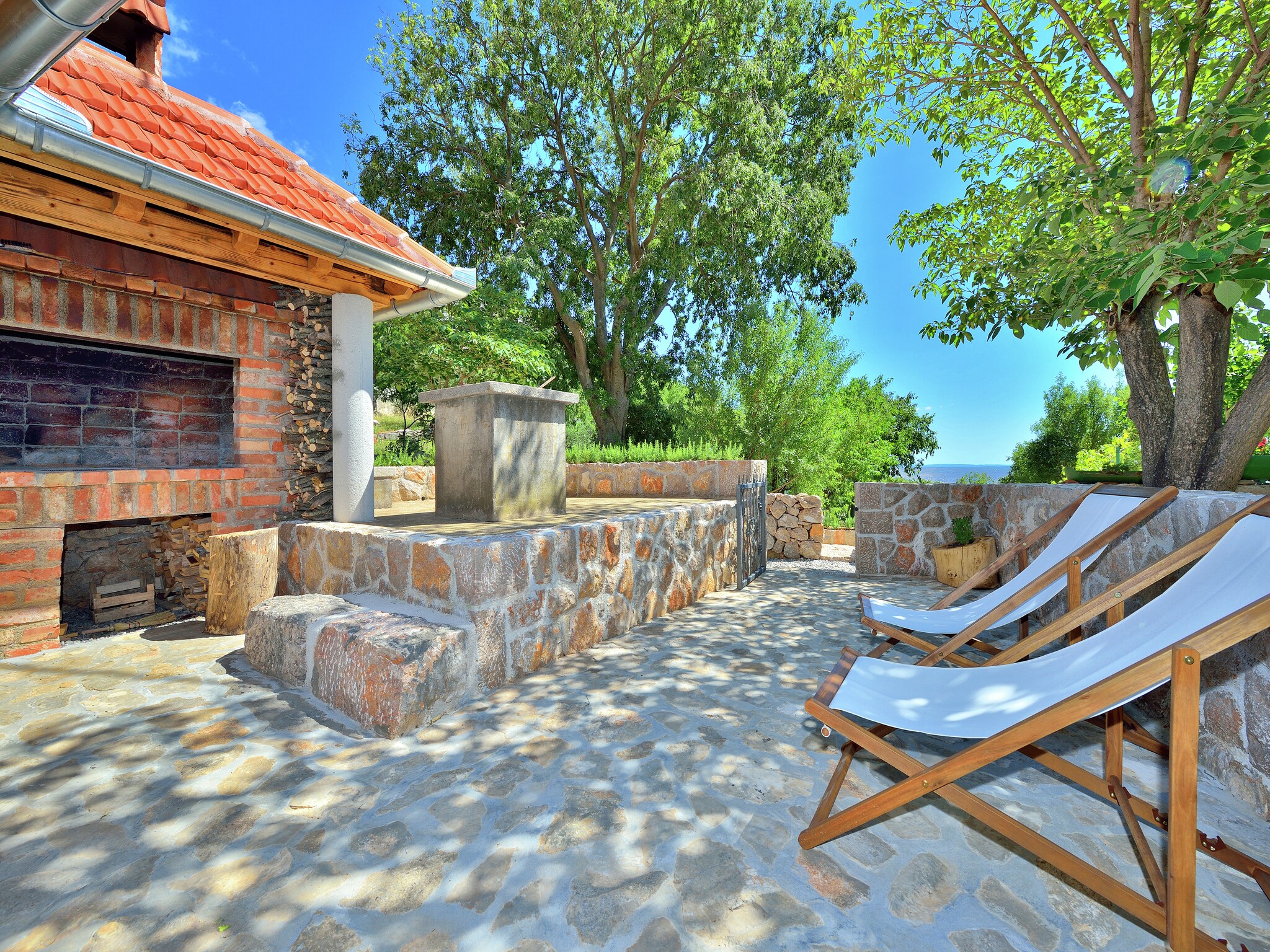   Stone house Martelina
