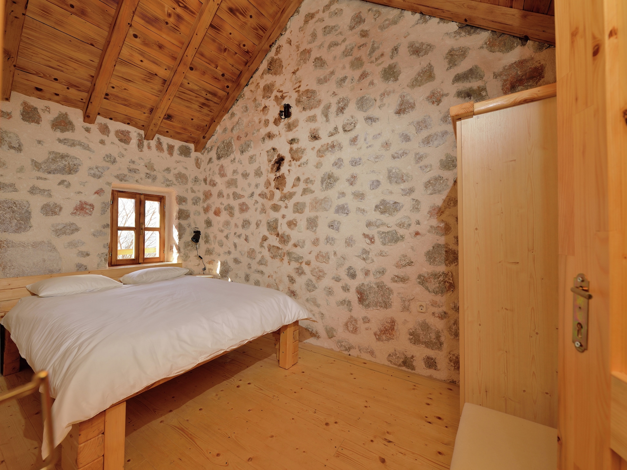   Stone house Martelina