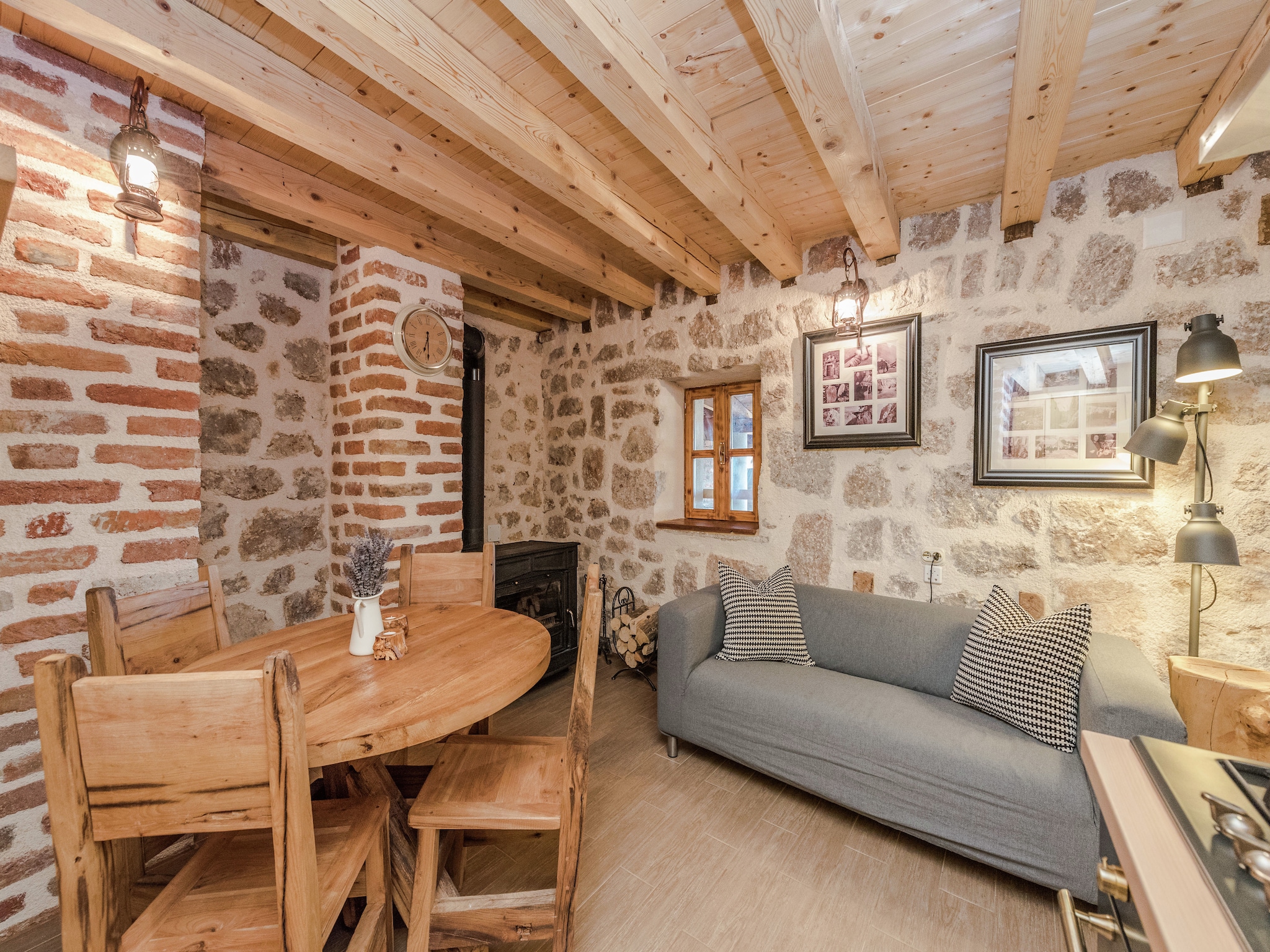   Stone house Martelina