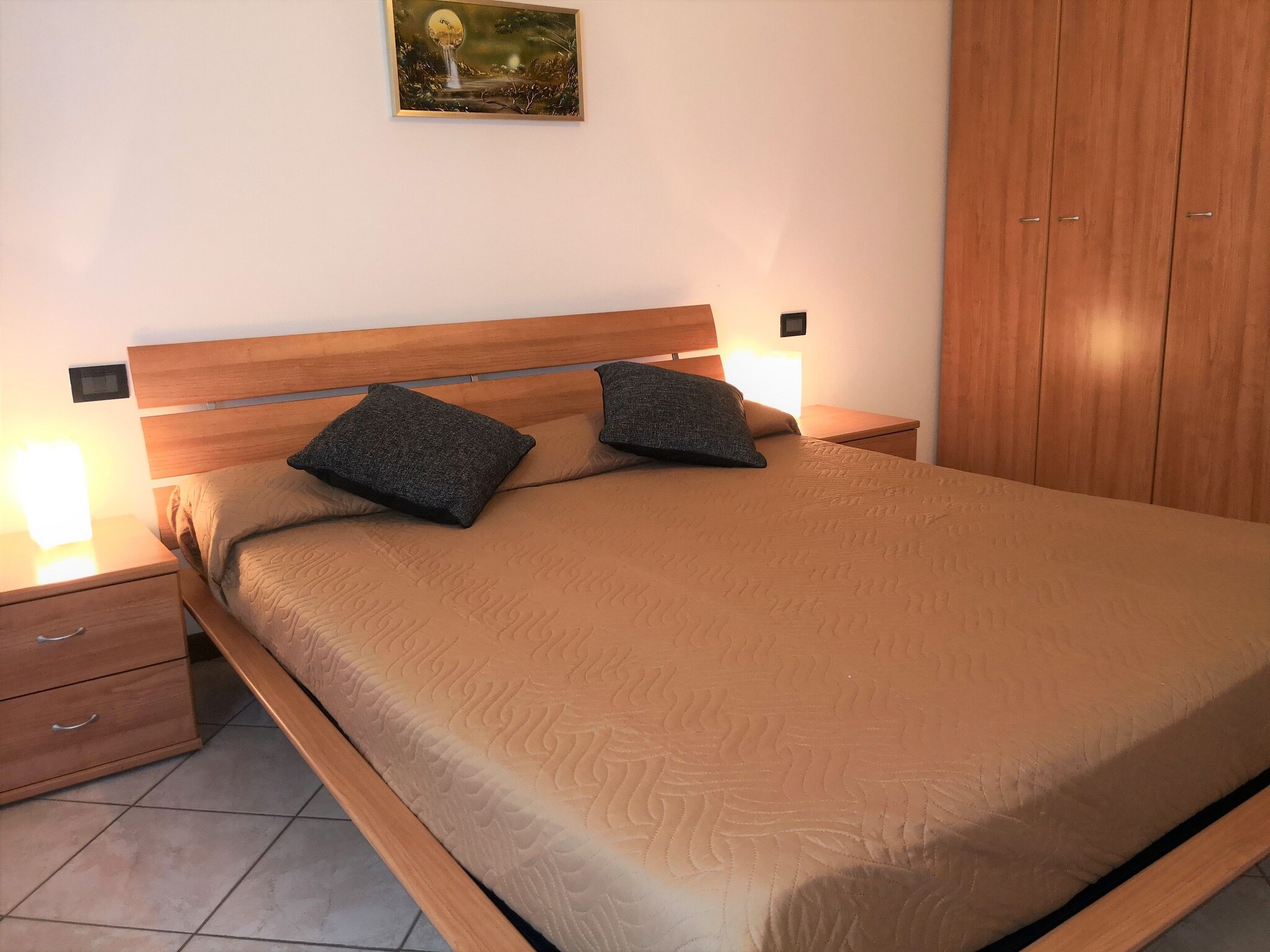   Casara Elle Otto