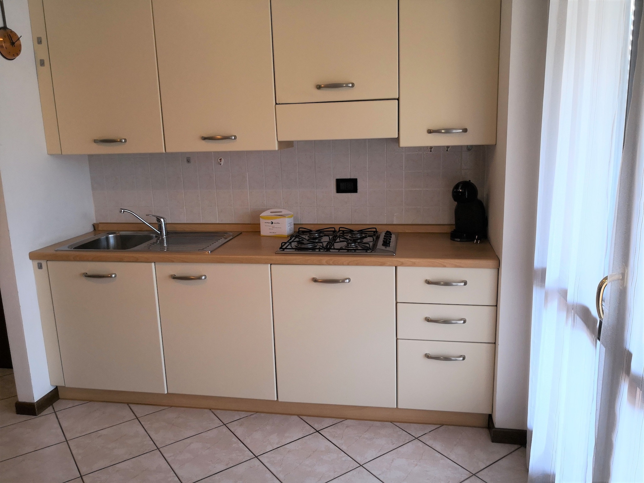   Casara Elle Otto