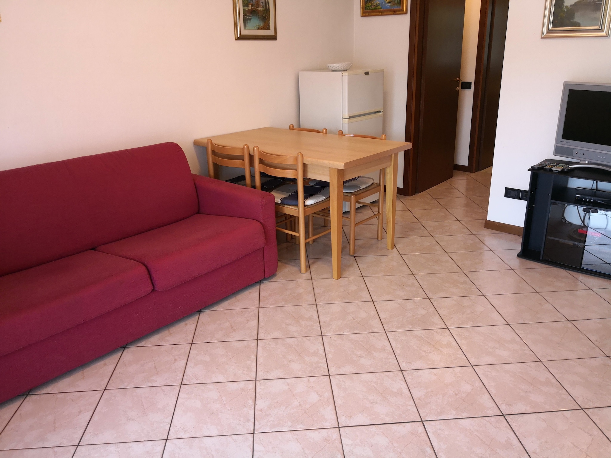   Casara Elle Otto