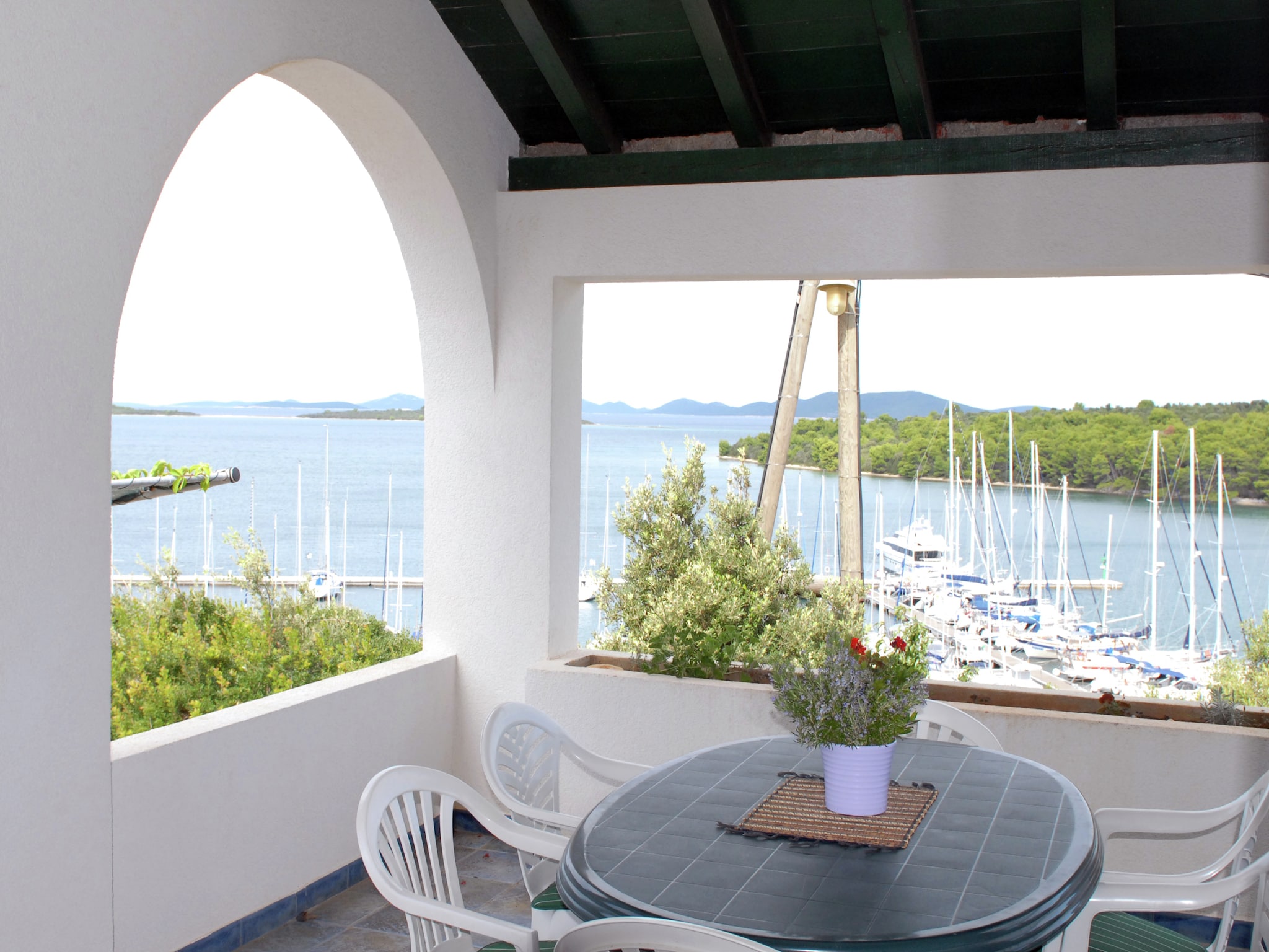   Holiday House Nicoletta