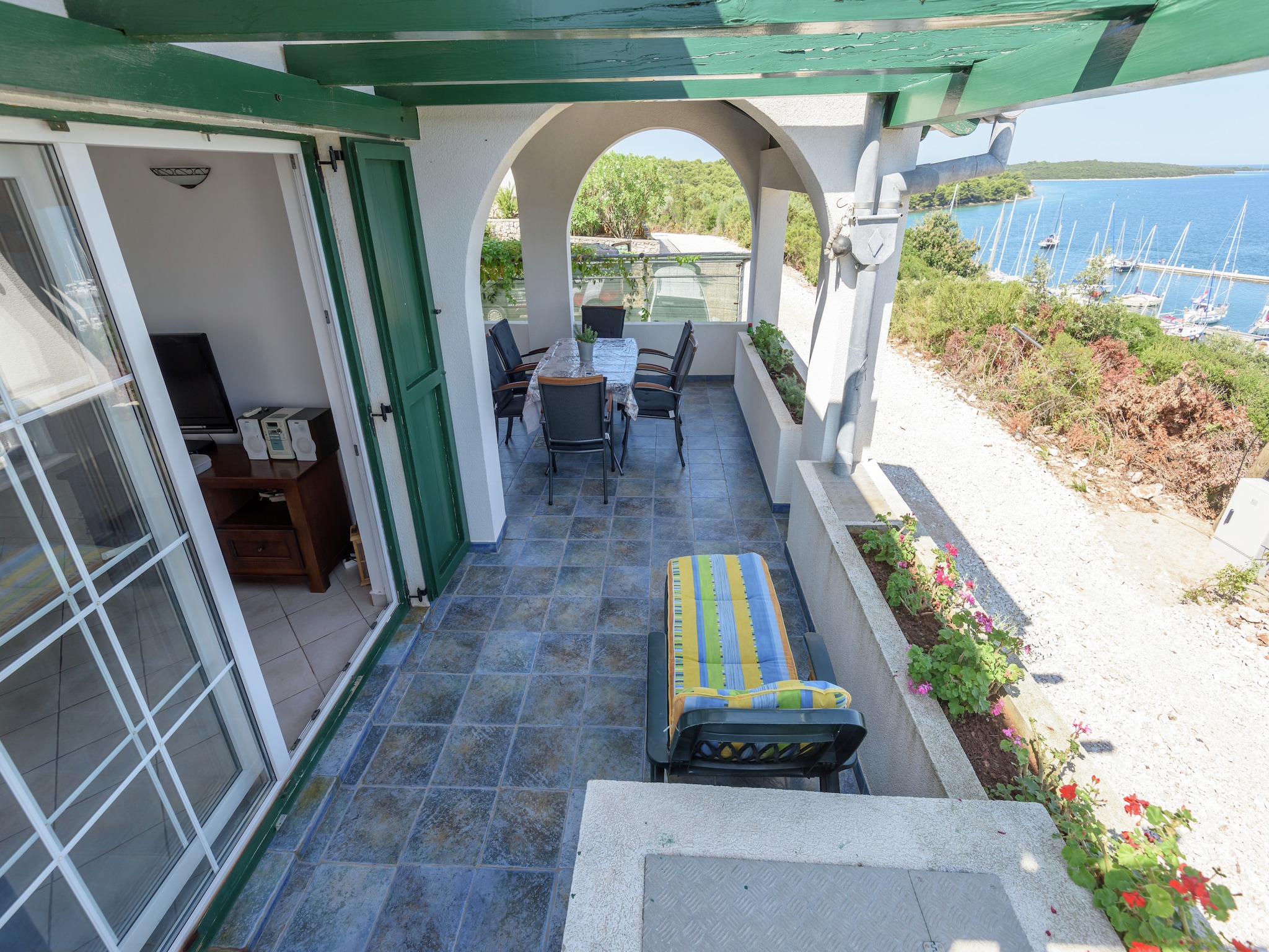   Holiday House Nicoletta