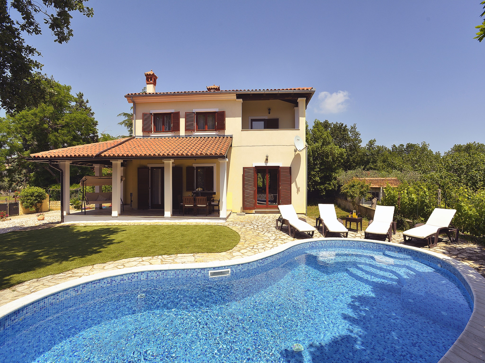   Villa Nina