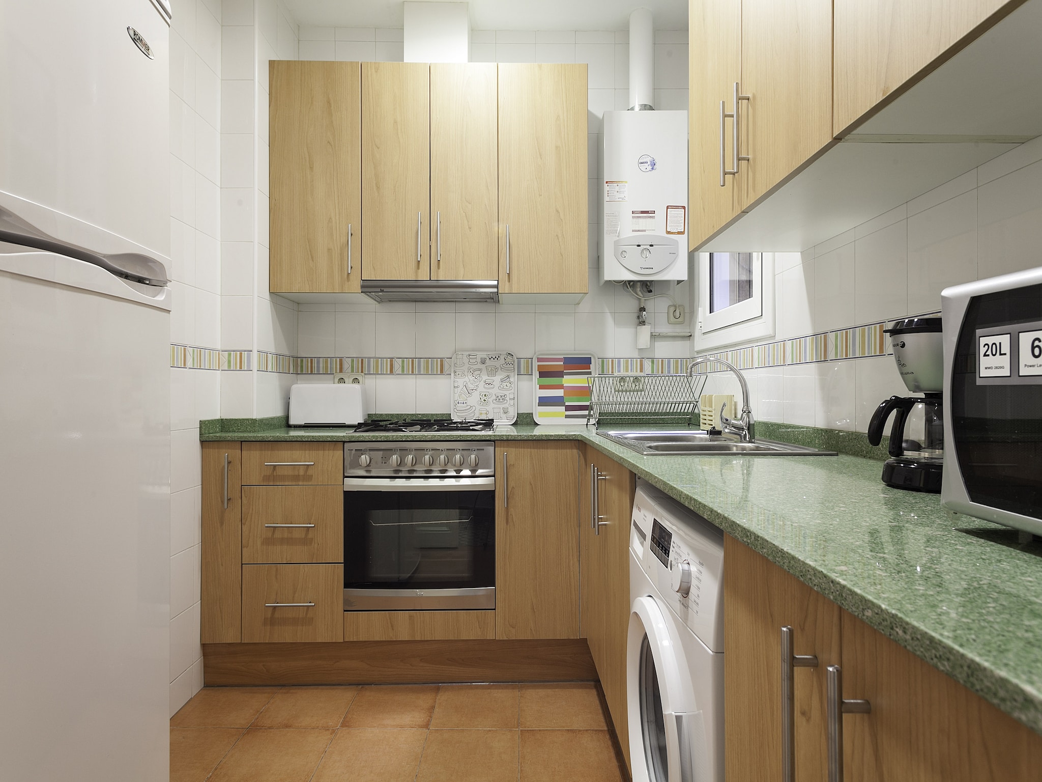 Lomatalo Rambla Paris Apartment