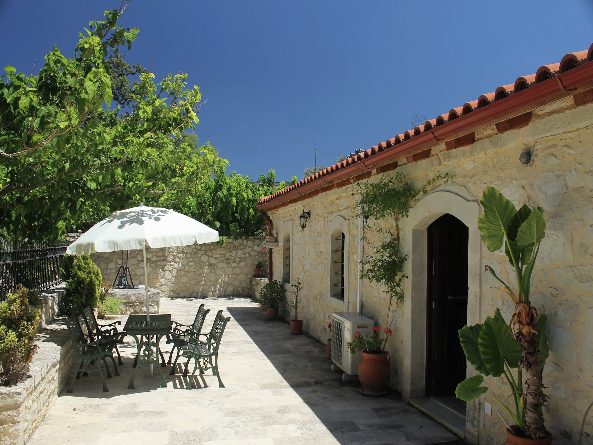   Villa Alexander