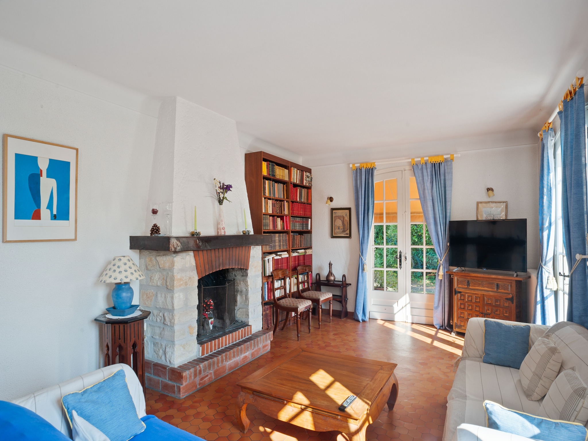 Holiday home Vélines