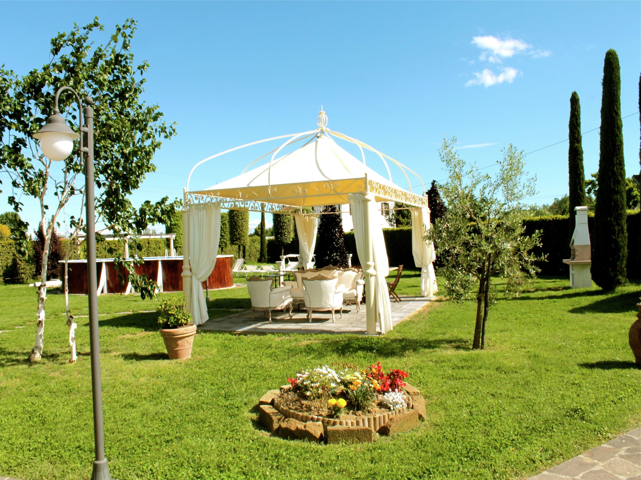  Montefiore