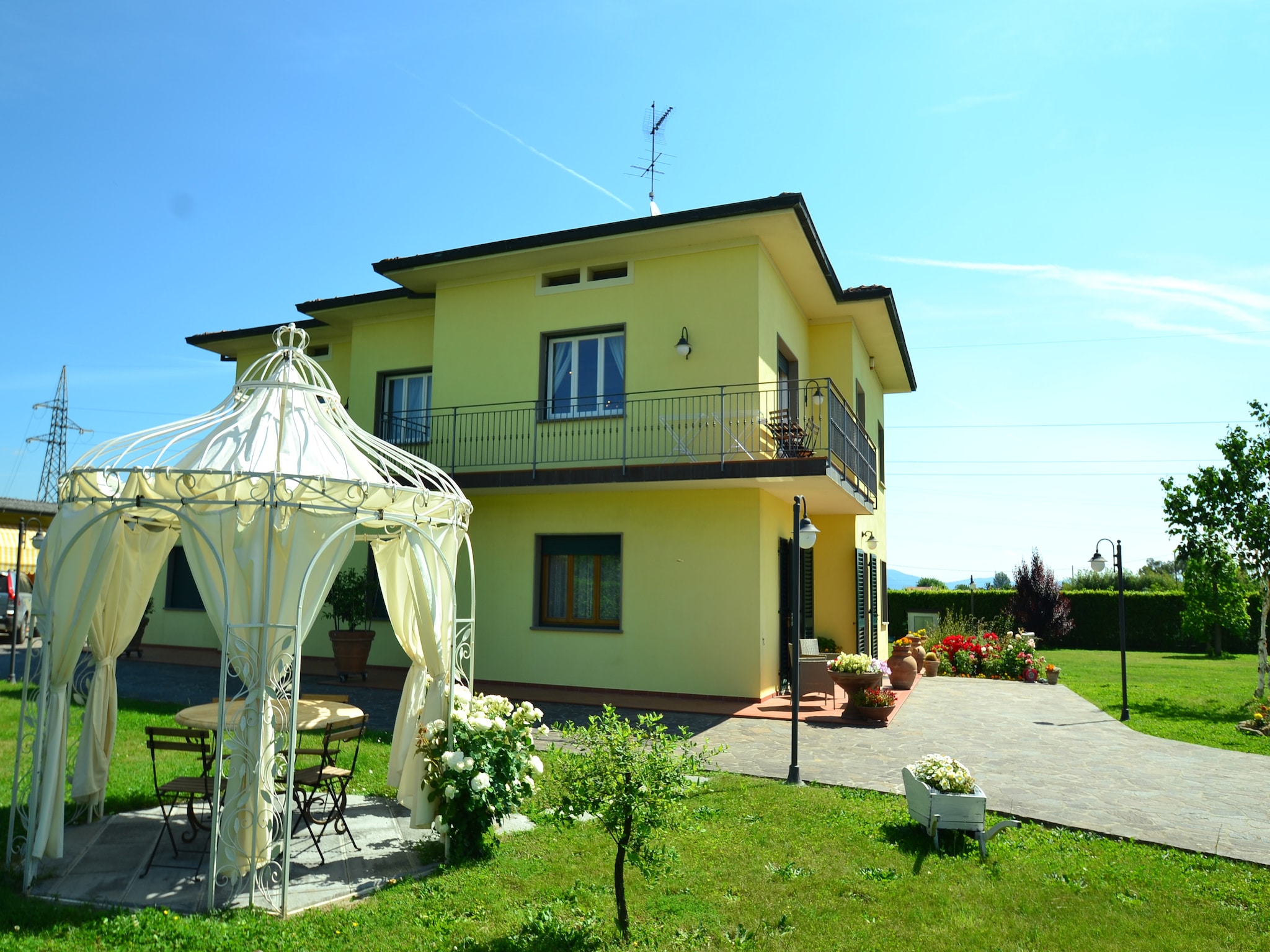   Montefiore