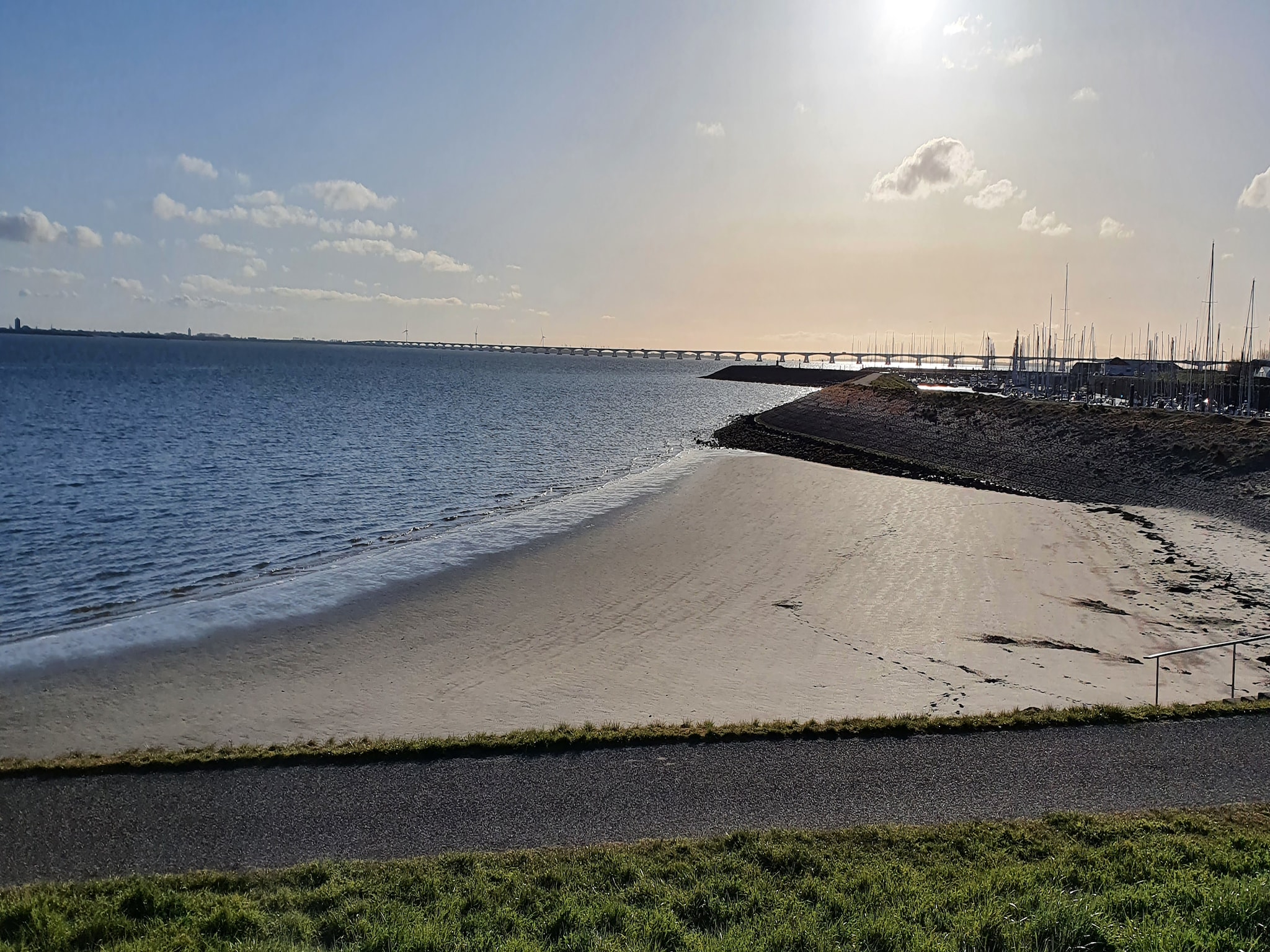   Charming Beveland