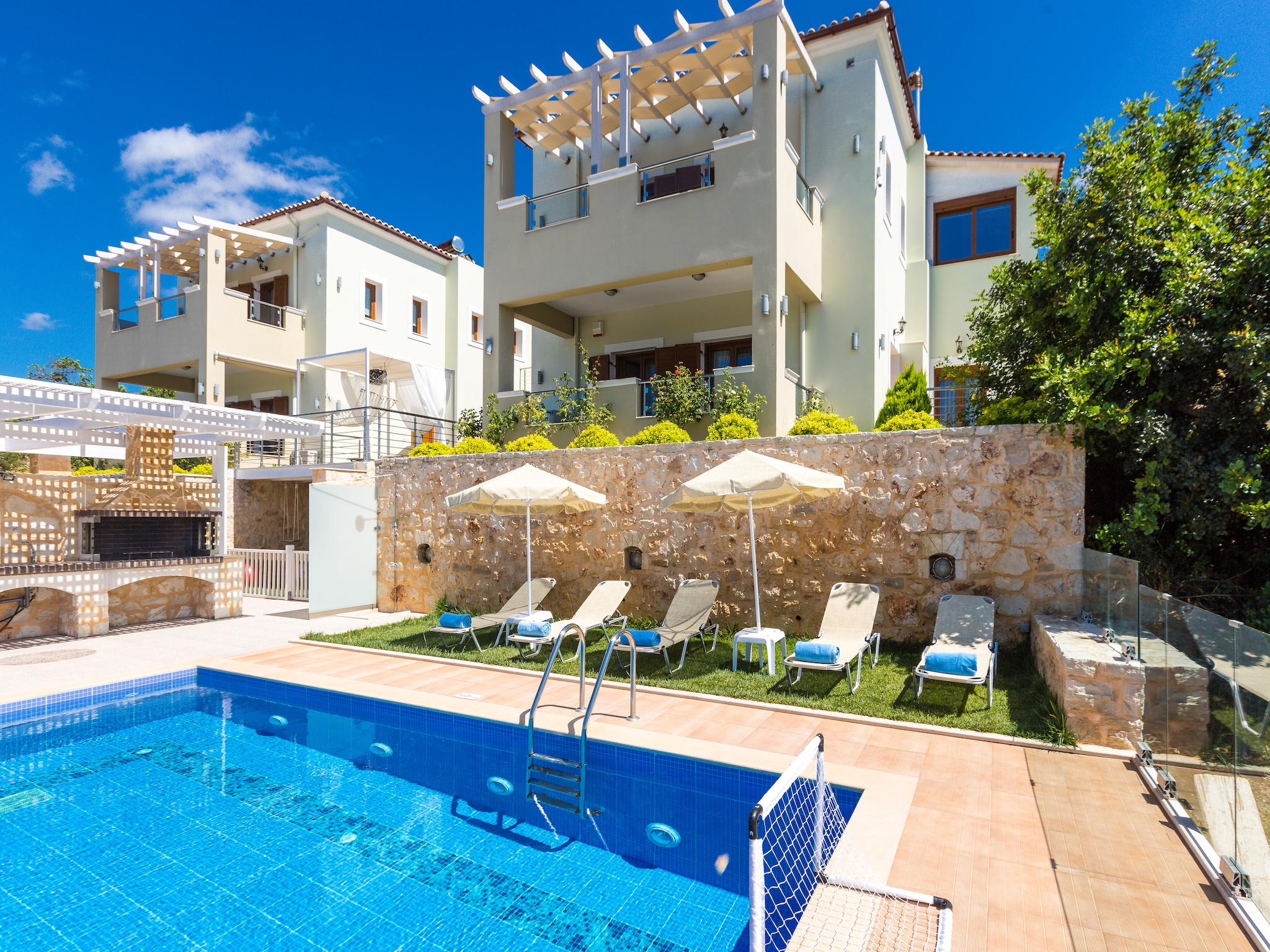Ferienhaus Petro Kampos Villa 2