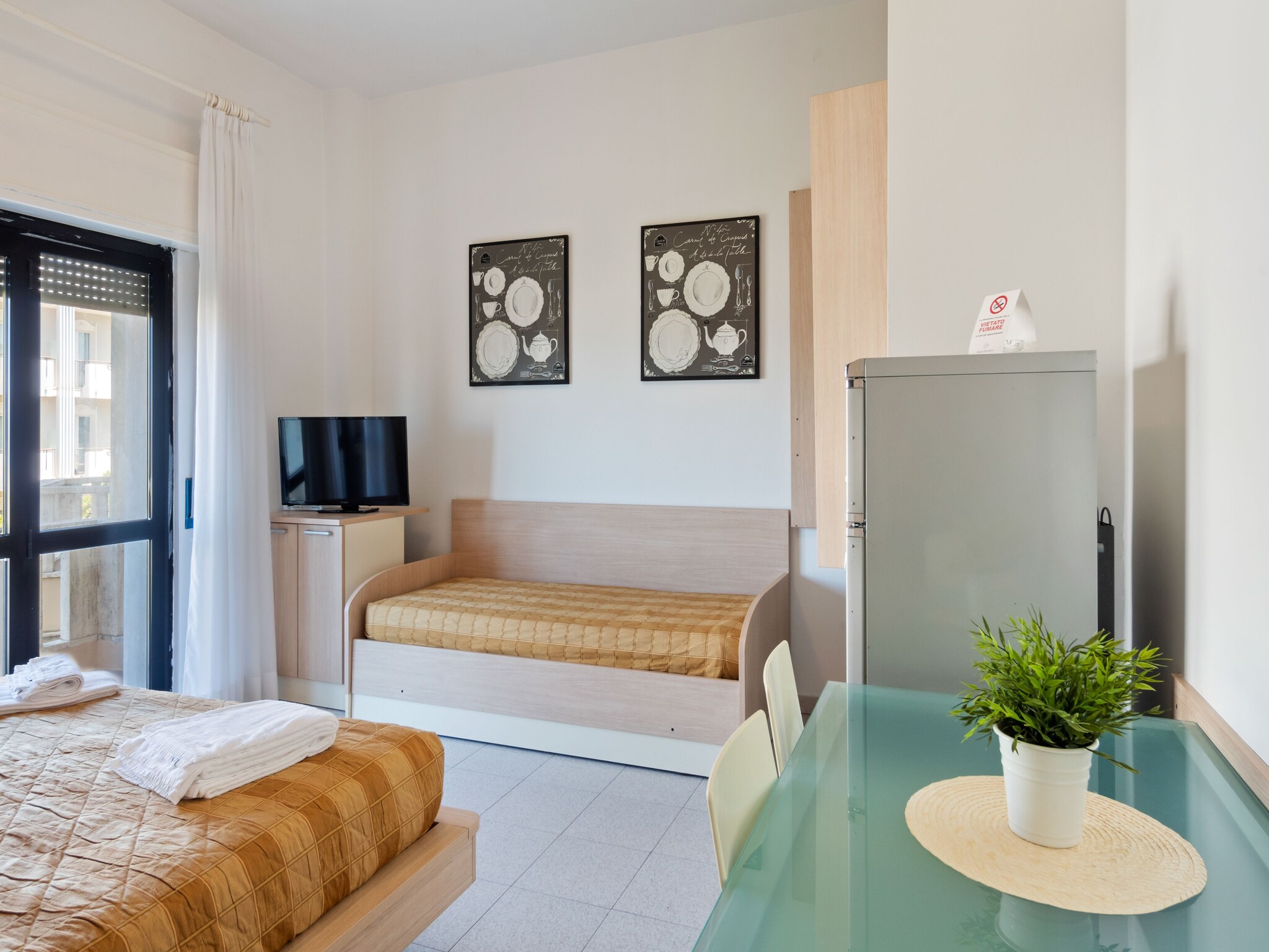 Apartment Regina Elena Mono