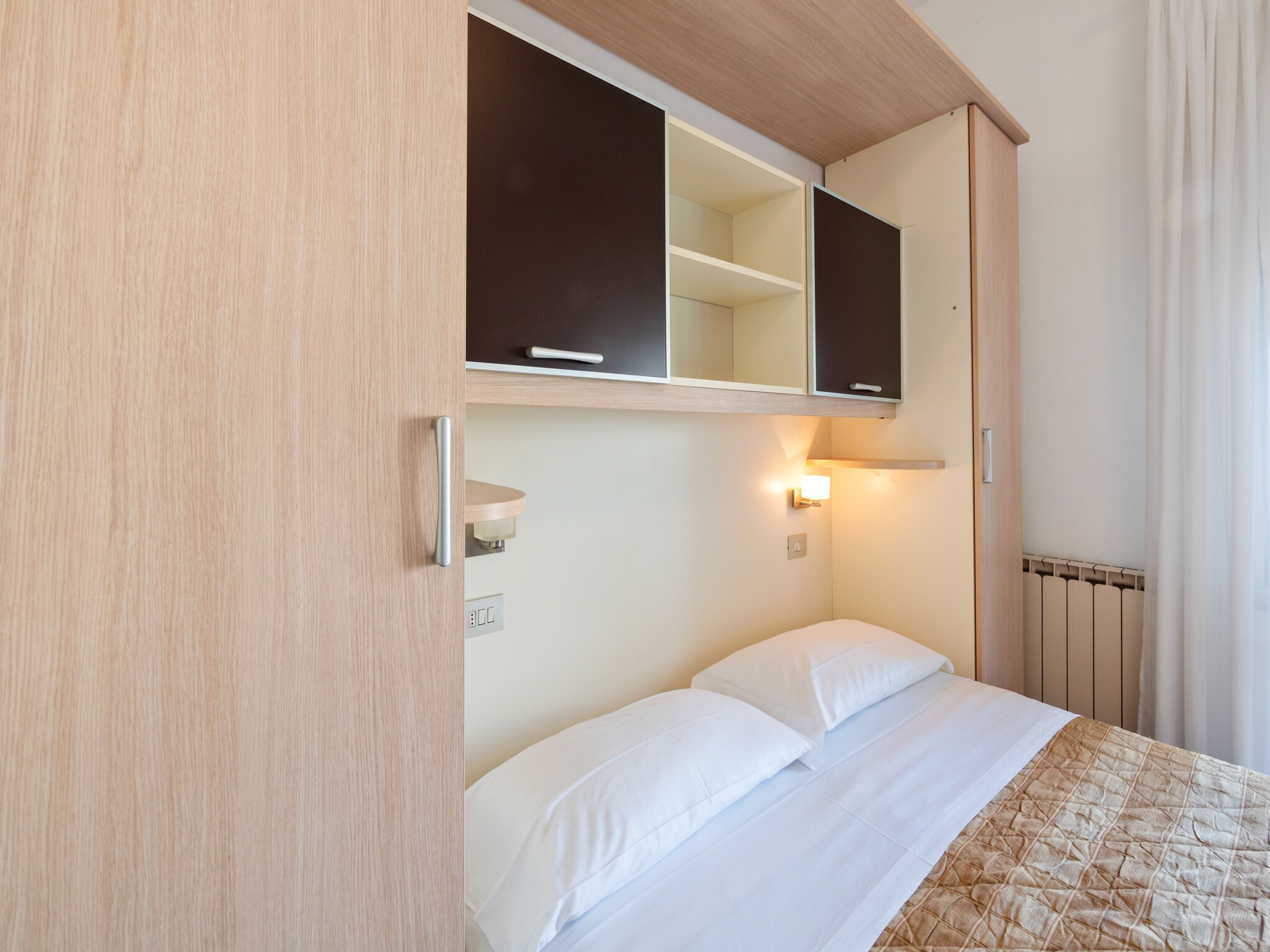 Apartment Regina Elena Mono