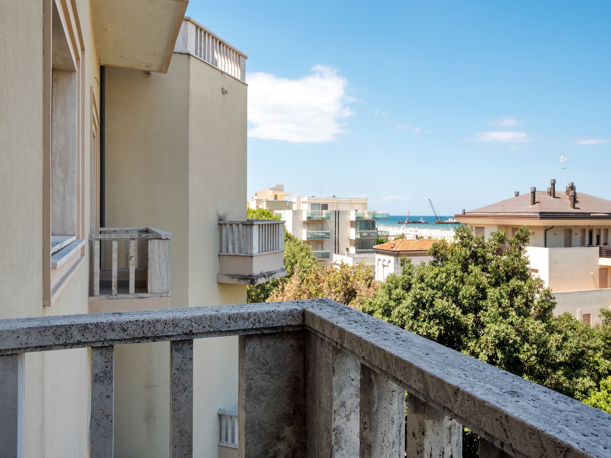 Apartment Regina Elena Mono