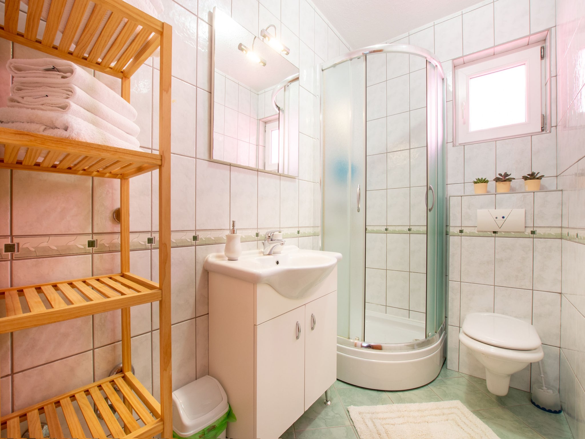 Ferienwohnung Shared pool apartment David - first floor