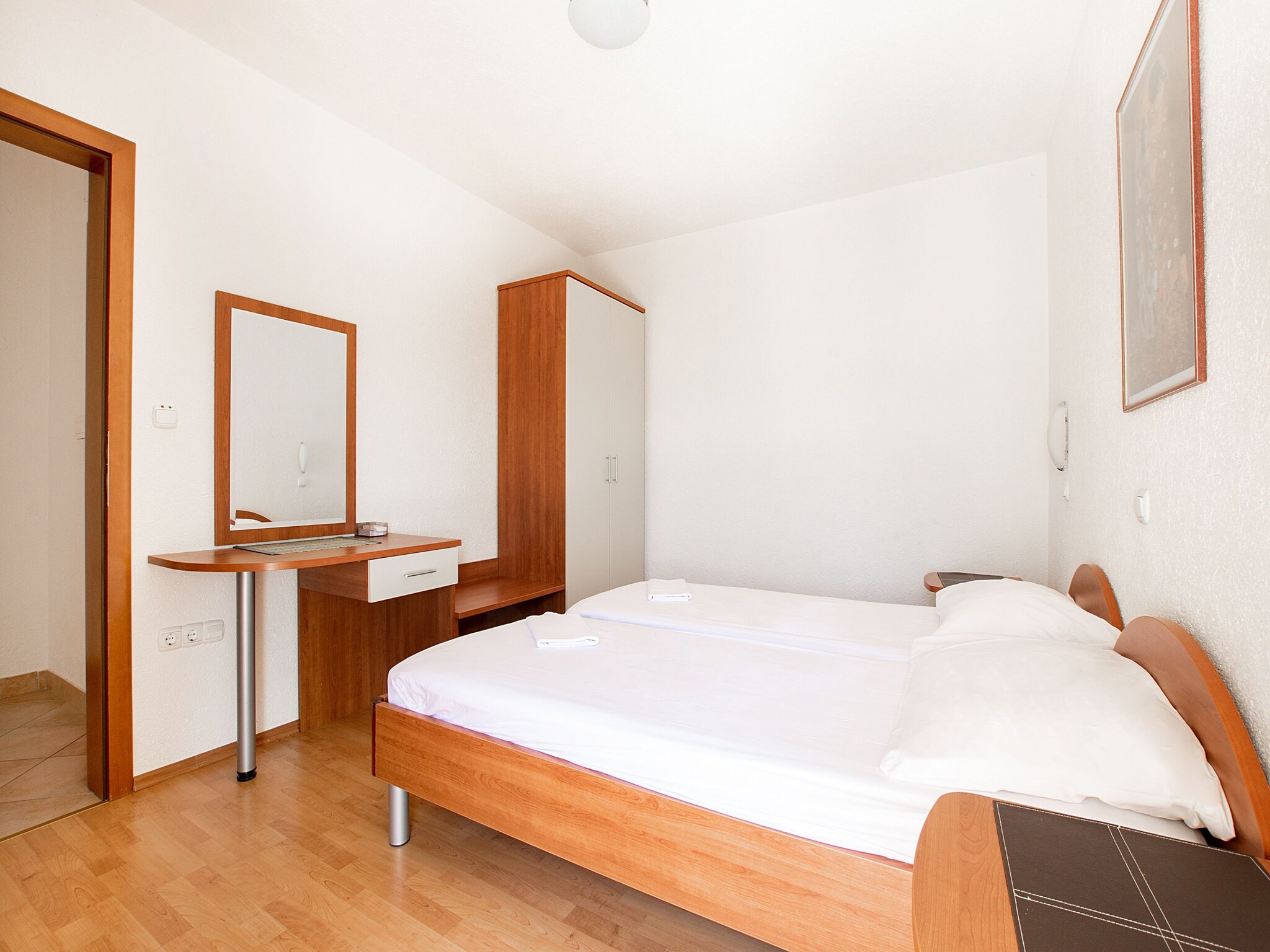 Ferienwohnung Shared pool apartment David- second floor