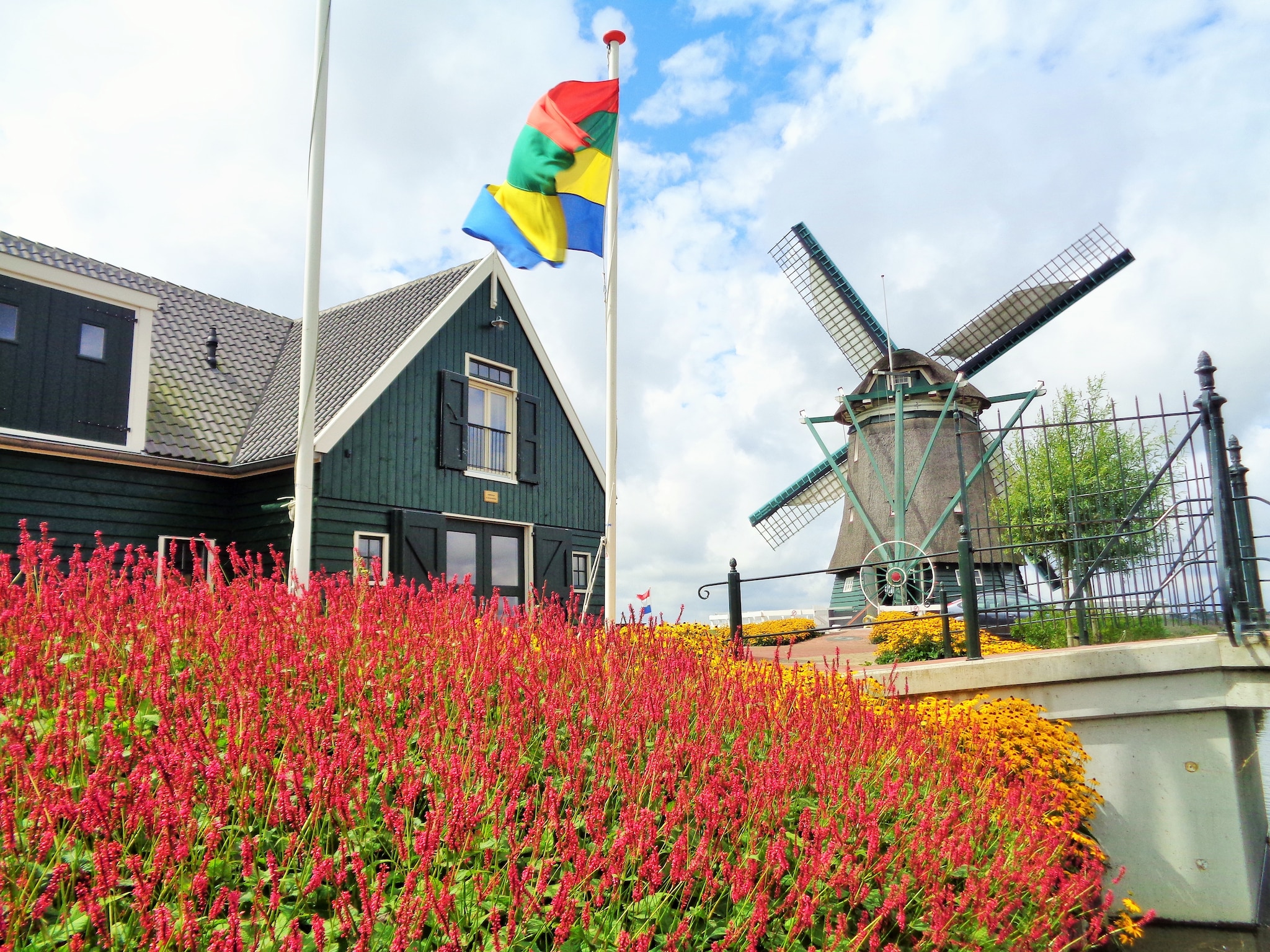   Onder de Molen 24 pers