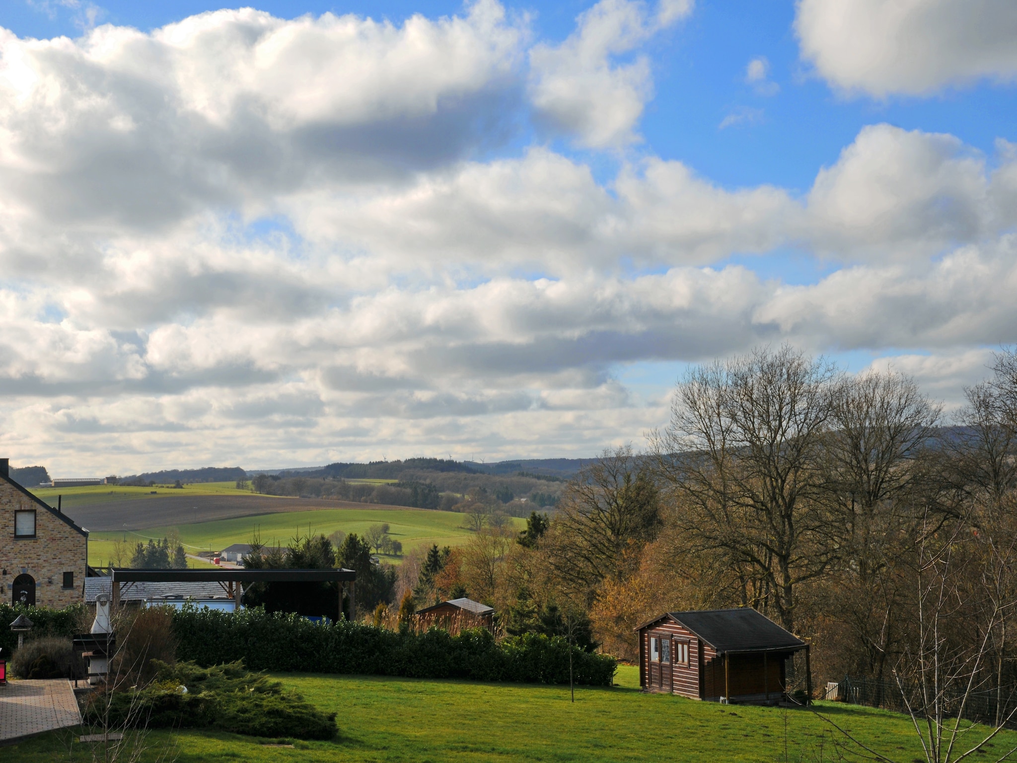   Le Bonheur
