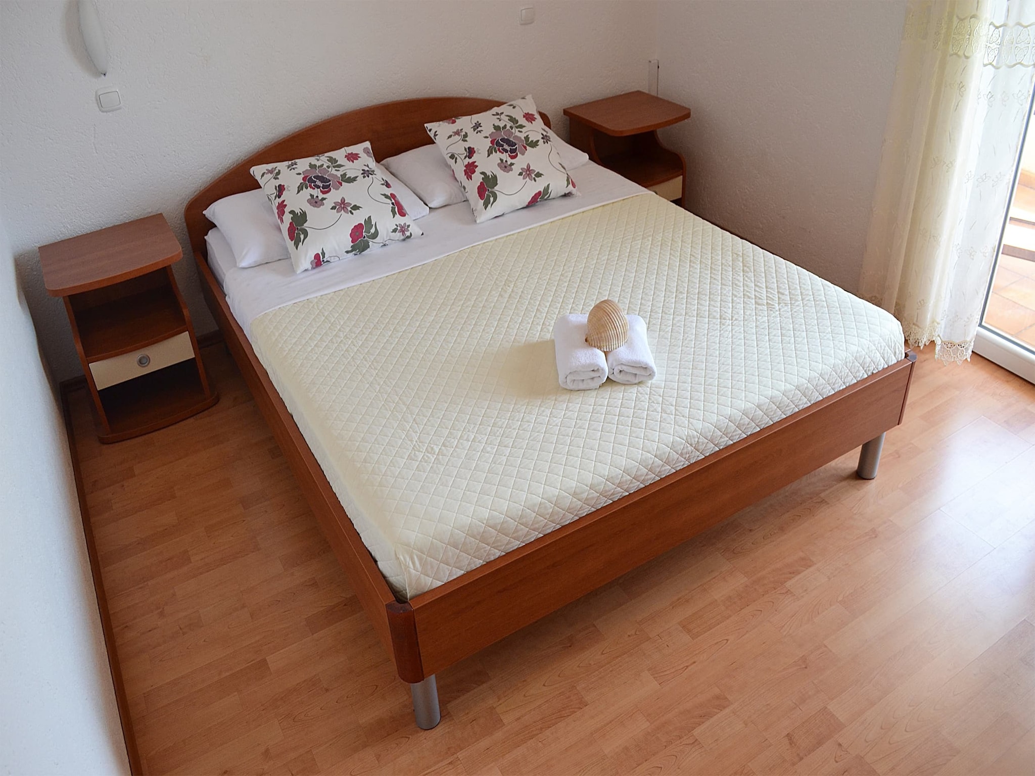 Ferienwohnung Shared pool apartment David- second floor