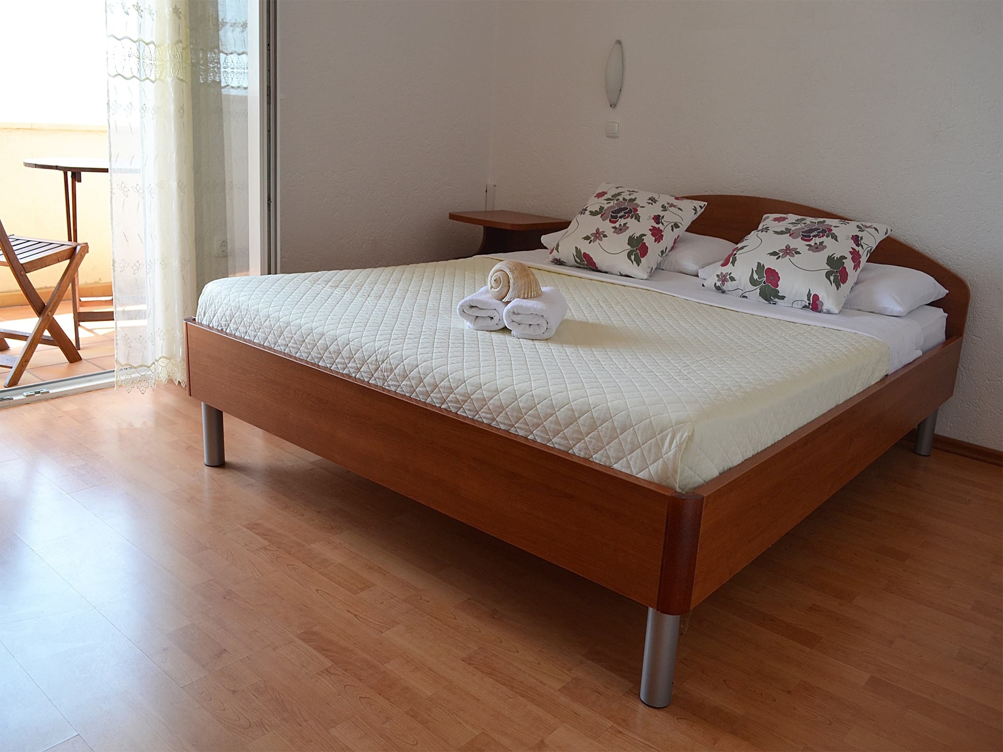 Ferienwohnung Shared pool apartment David- second floor