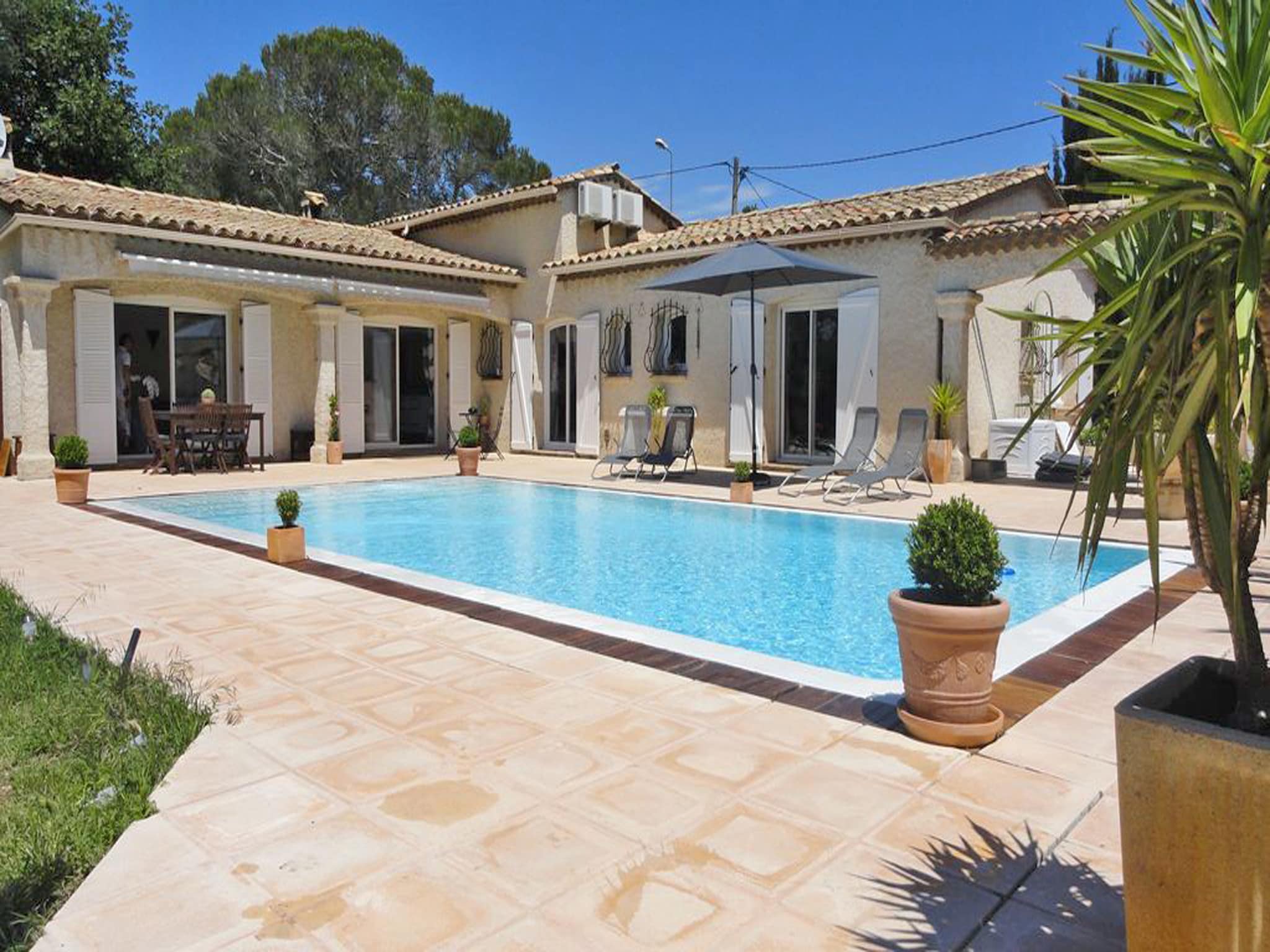 Holiday home villa Suvieres