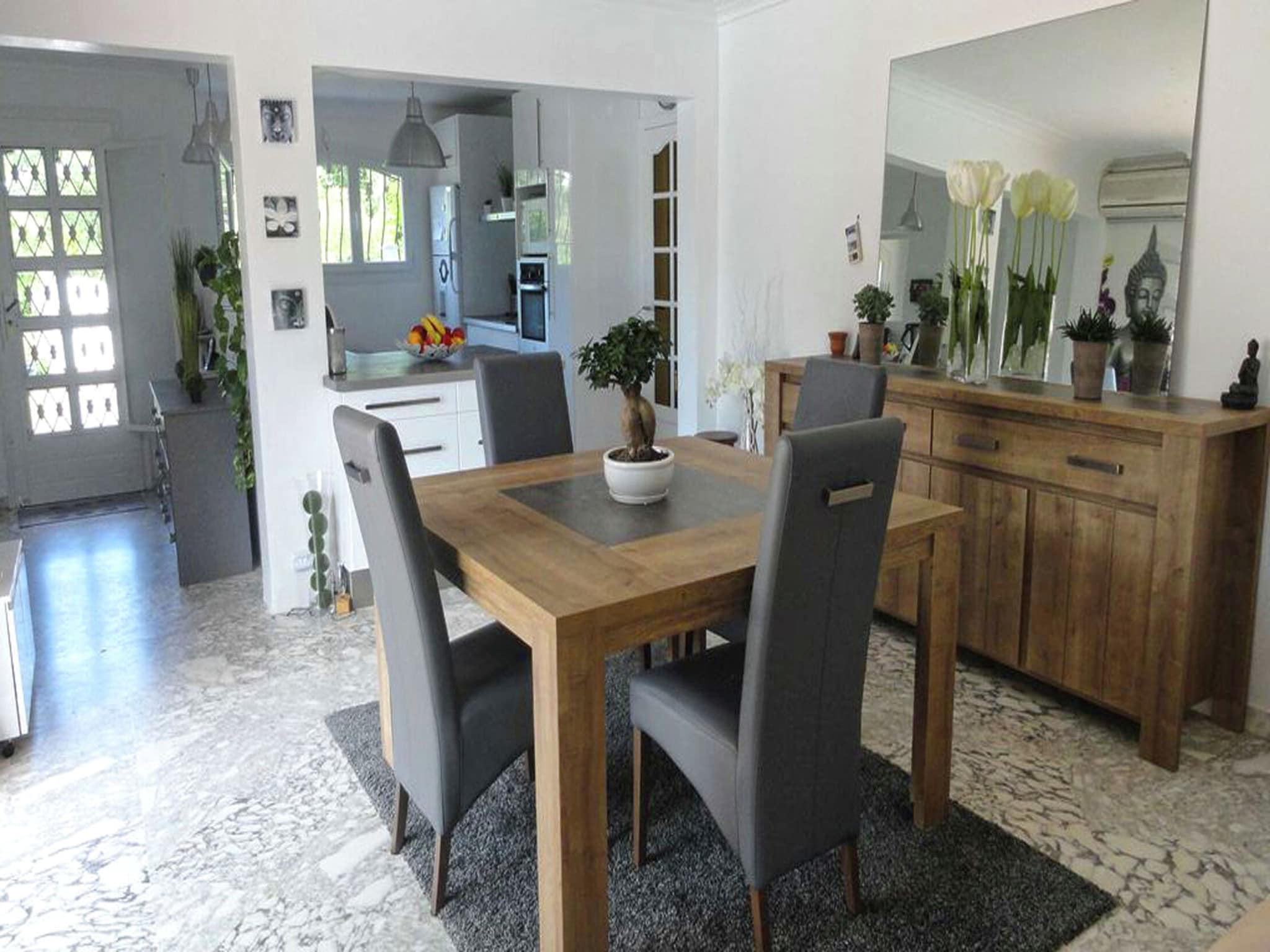 Holiday home villa Suvieres