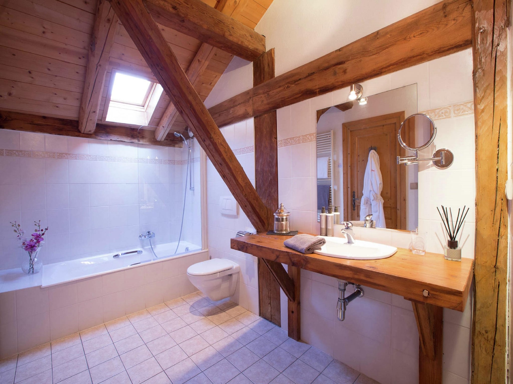   Chalet M