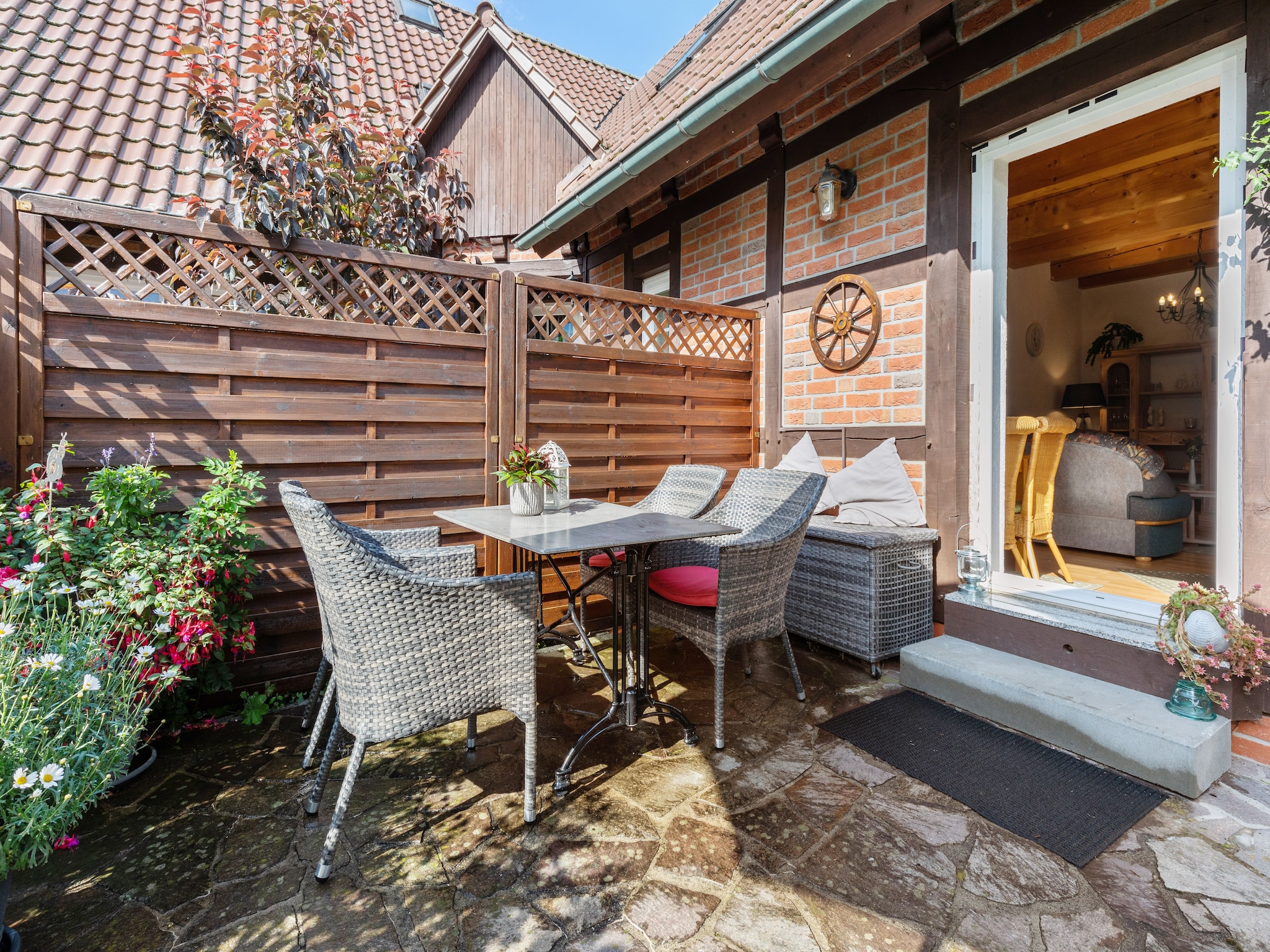   Ferienhaus mit Garten und Terrasse vor Rostock/War