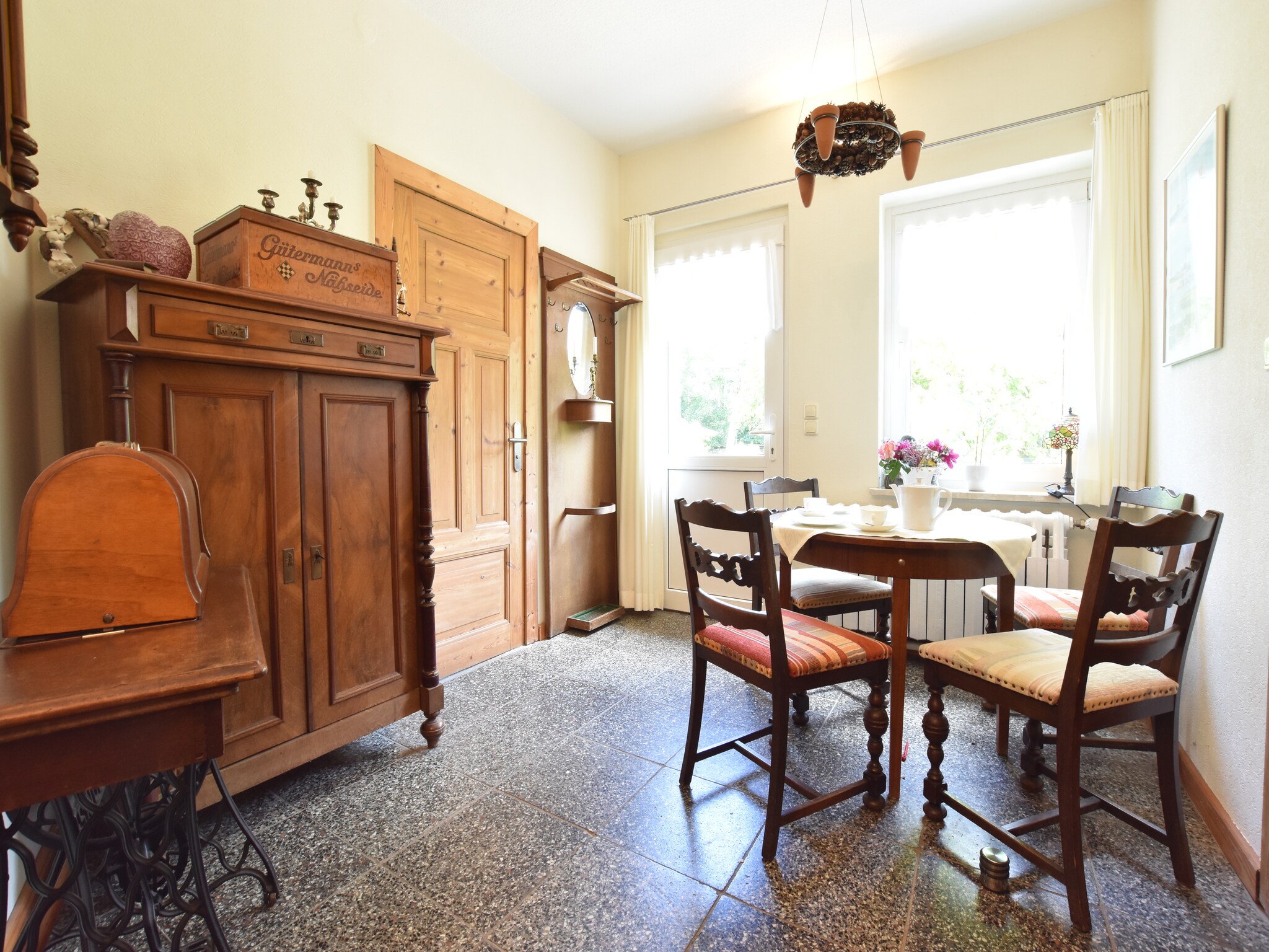 公寓 Romantische Ferienwohnung an der Ostsee mit Garten