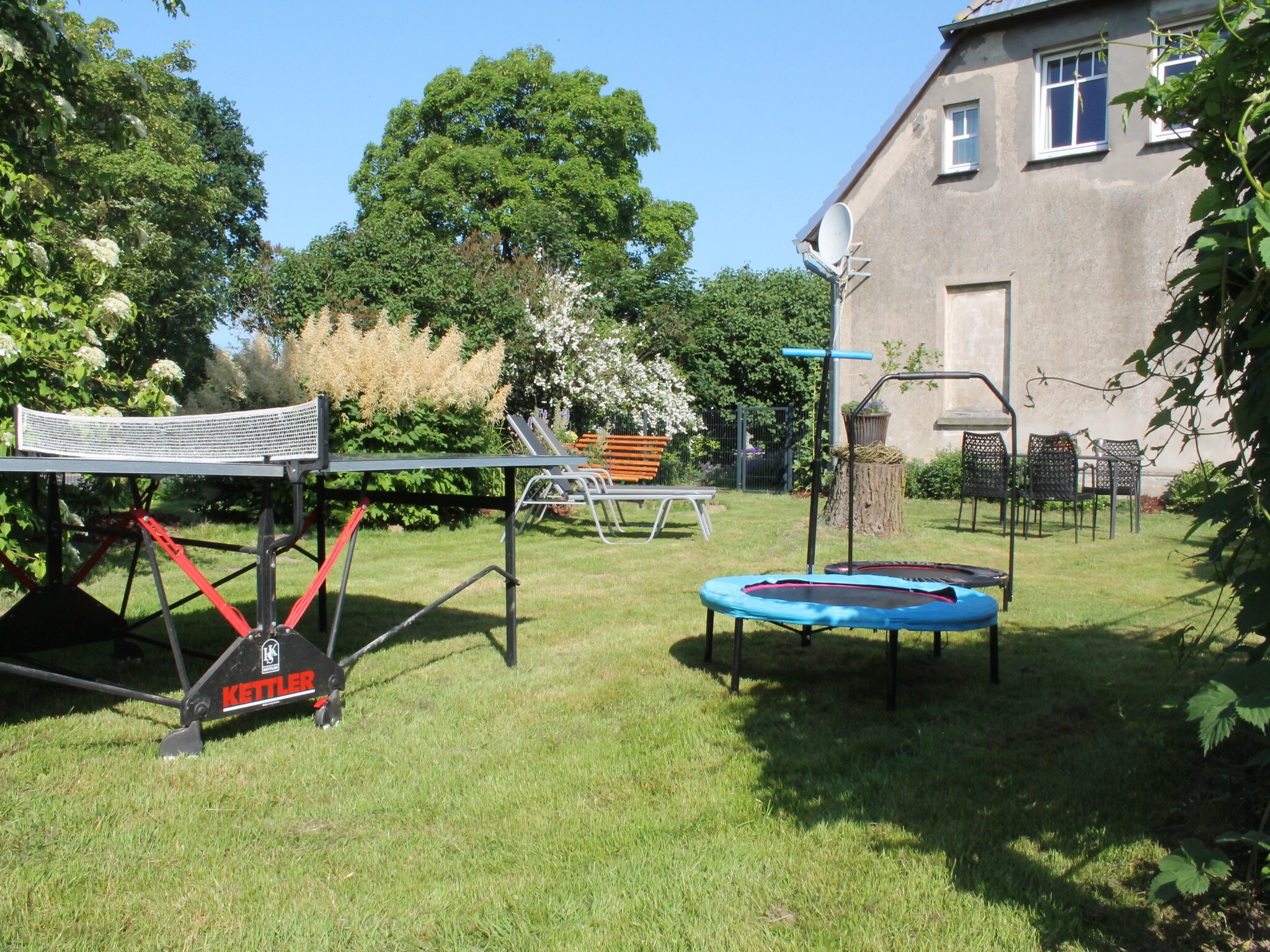 公寓 Romantische Ferienwohnung an der Ostsee mit Garten