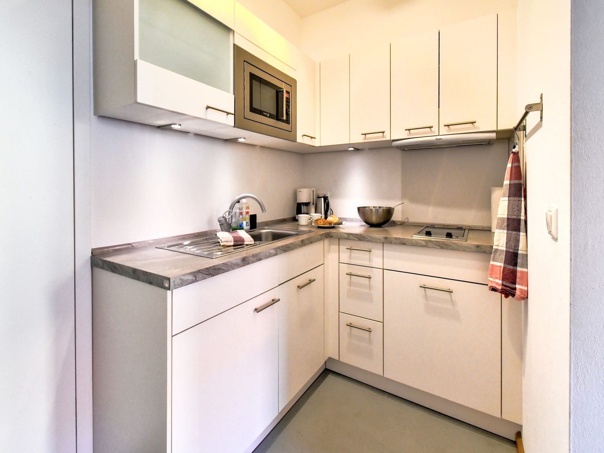 Ferienwohnung Komfortable Ferienwohnung in alter Stadtvilla Luv