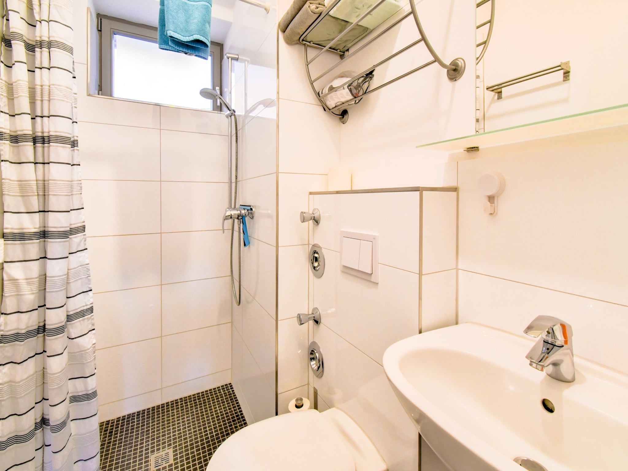 Ferienwohnung Komfortable Ferienwohnung in alter Stadtvilla Luv