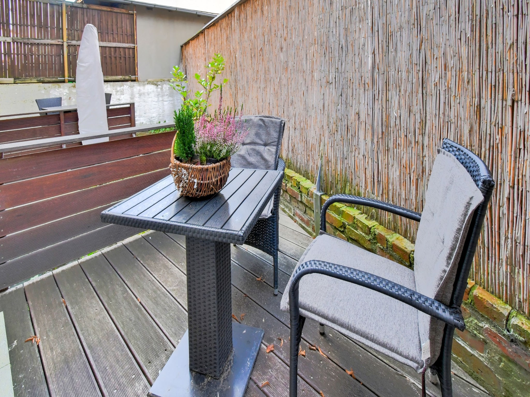 Ferienwohnung Komfortable Ferienwohnung in alter Stadtvilla Luv