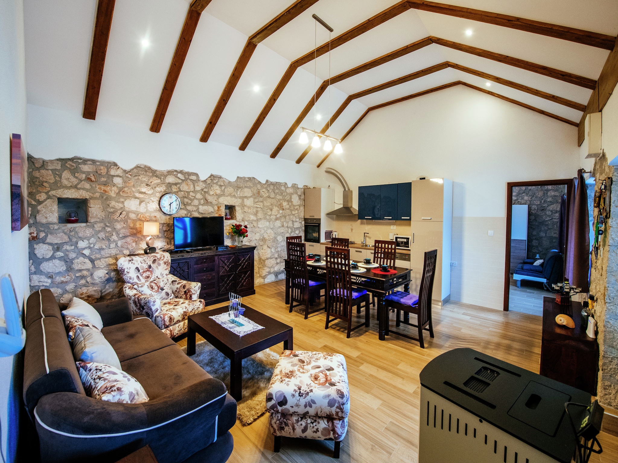   Holiday dream Uzelac