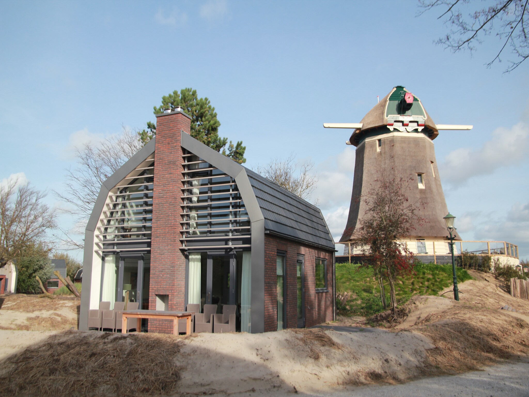   Onder de molen
