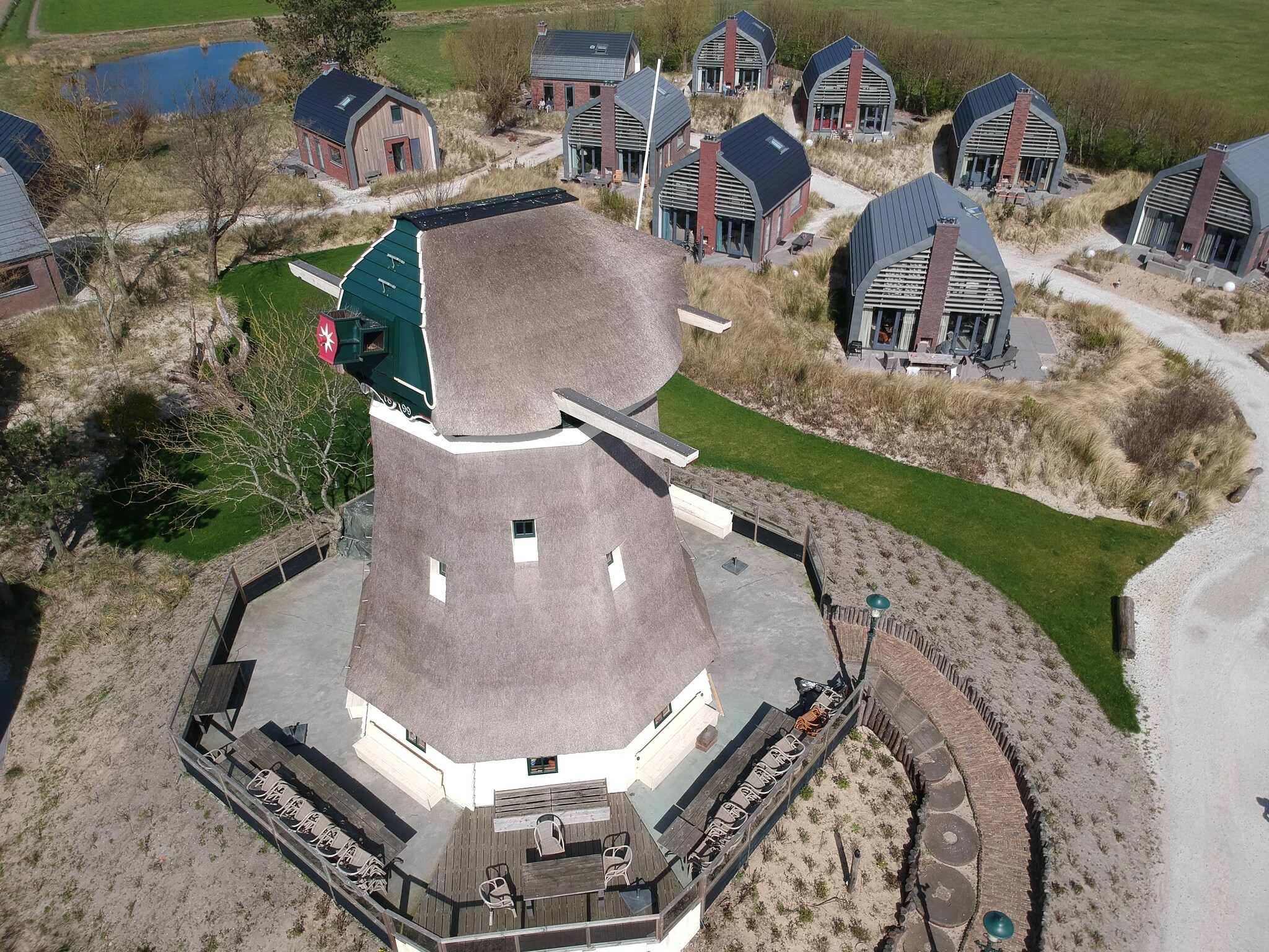   Onder de molen
