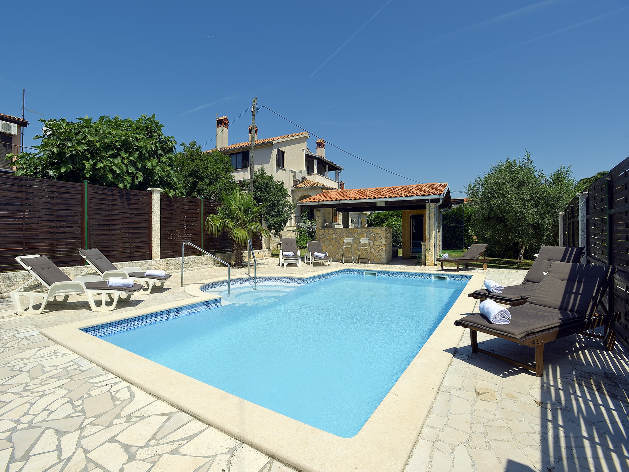   Villa Golf House