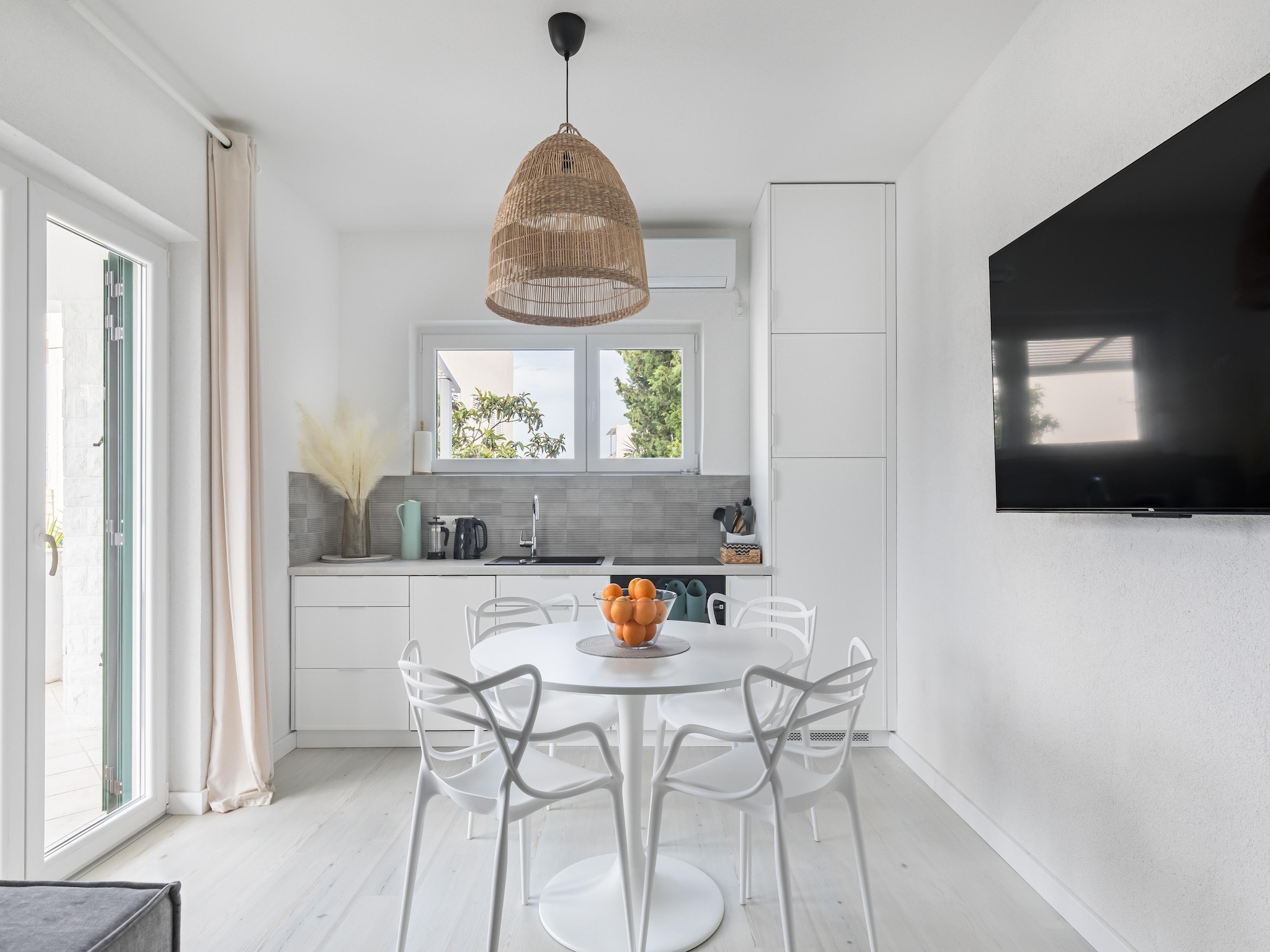 Ferienwohnung Marina Jacuzzi  Apartment  C