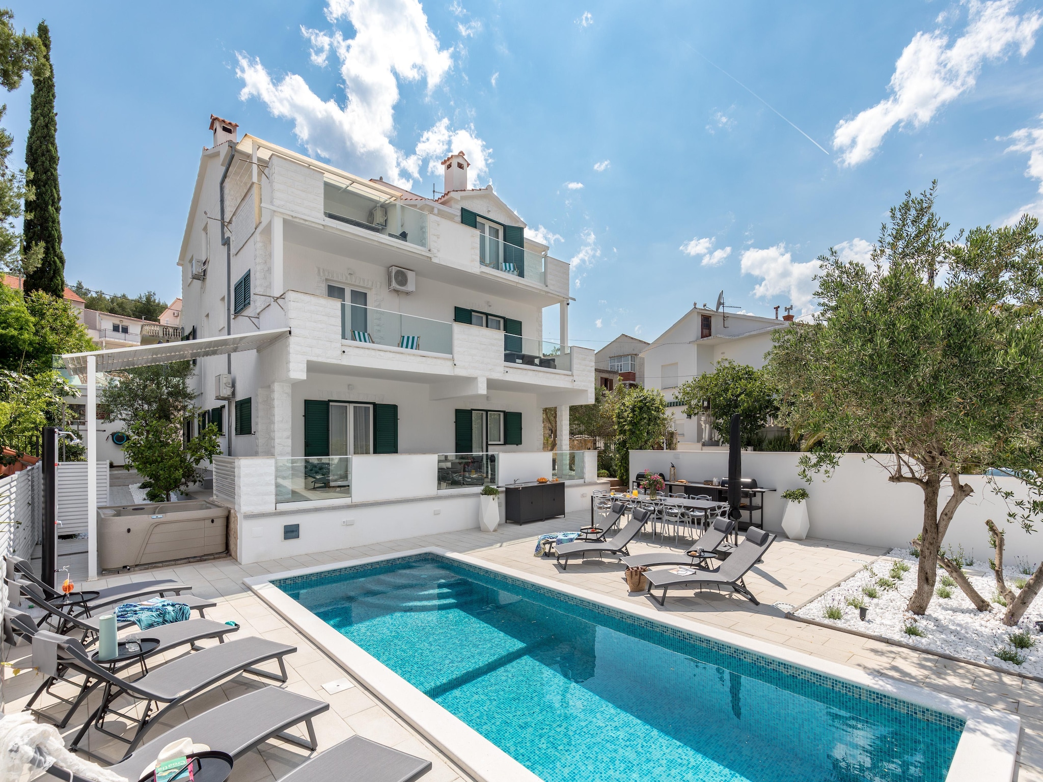Lomahuoneisto Marina veranda apartment D