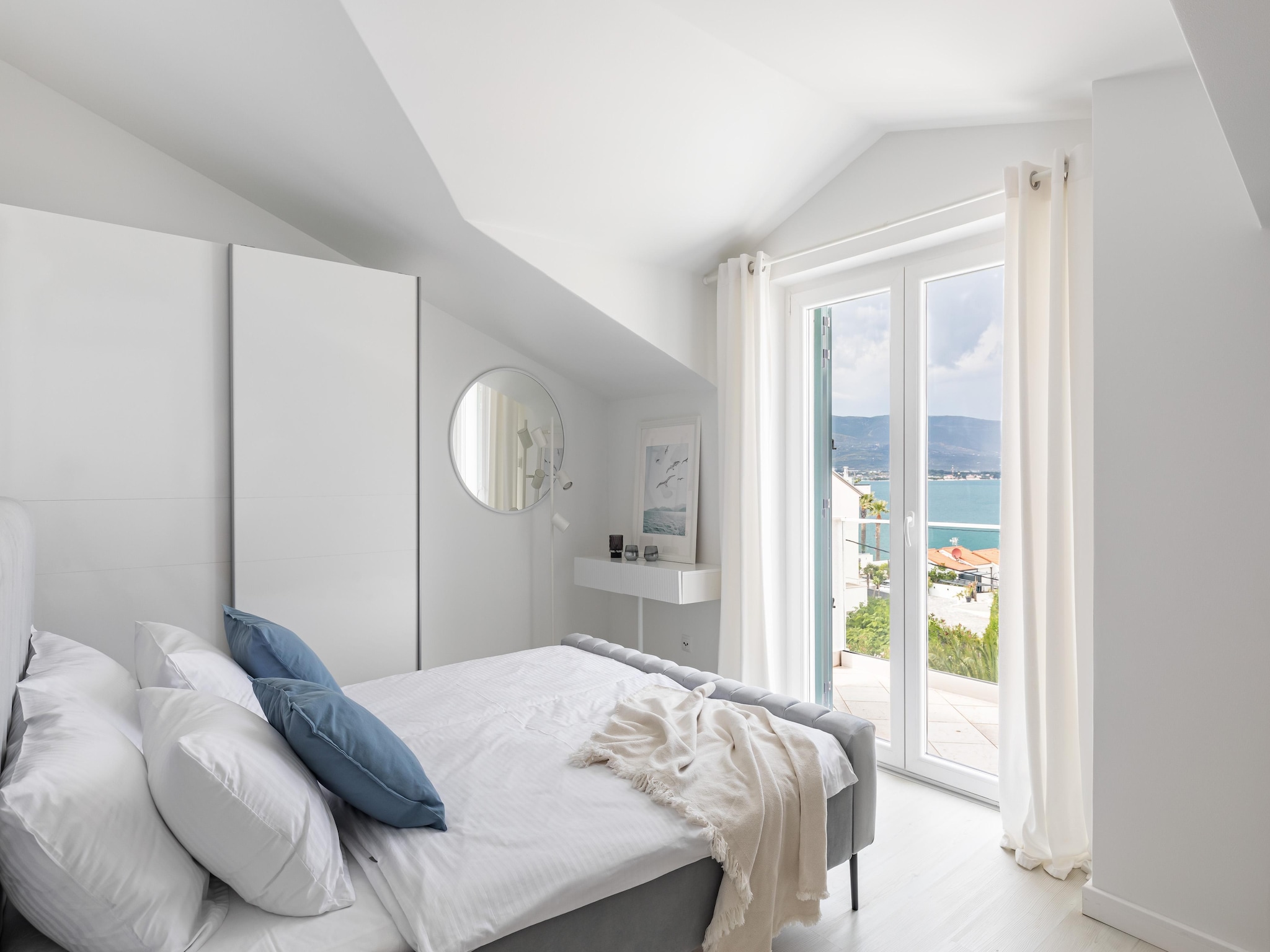 Ferienwohnung Marina Top Floor apartment E
