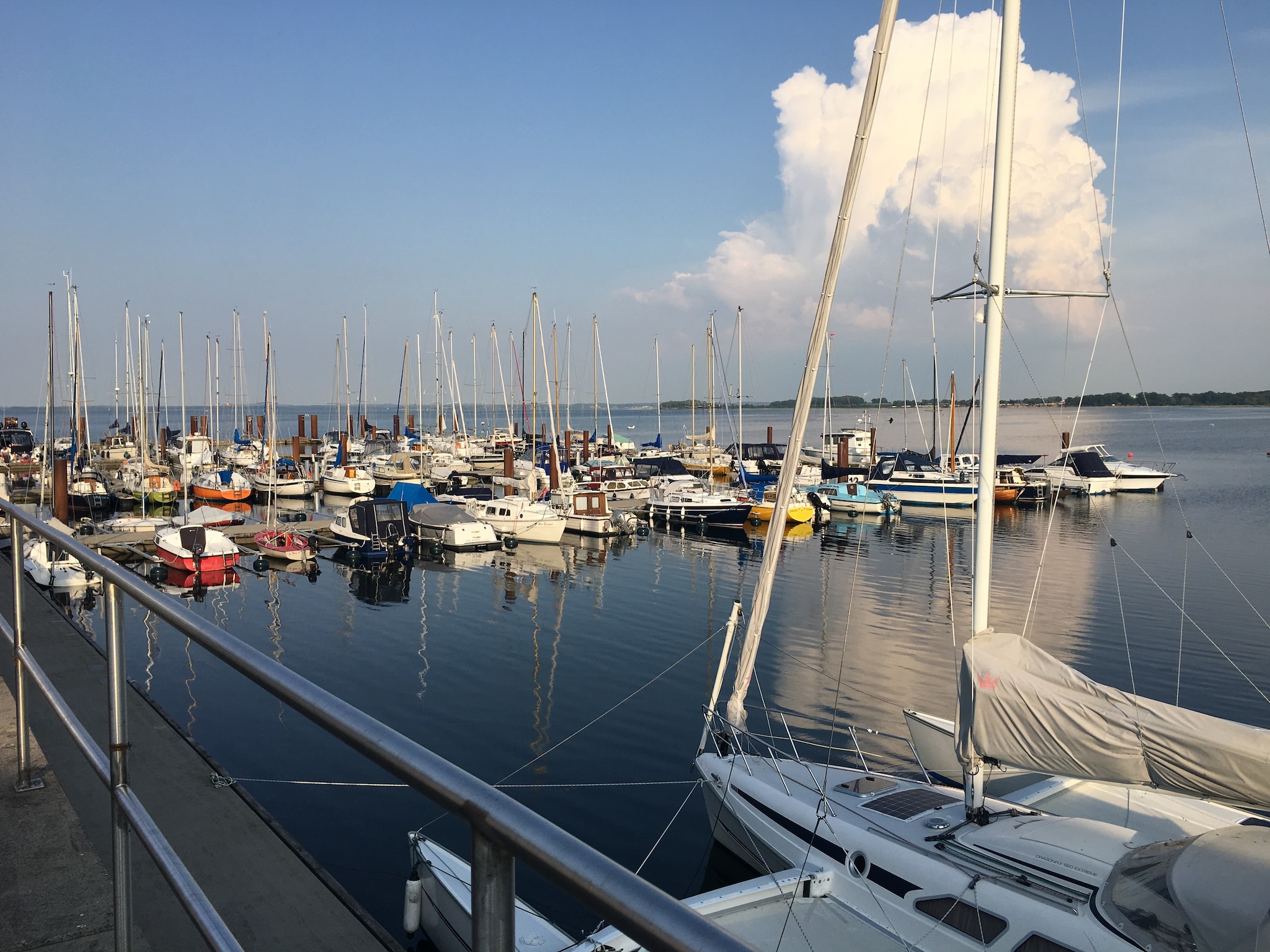   Hohenkirchen mit Garten Terrasse und Strandkorb